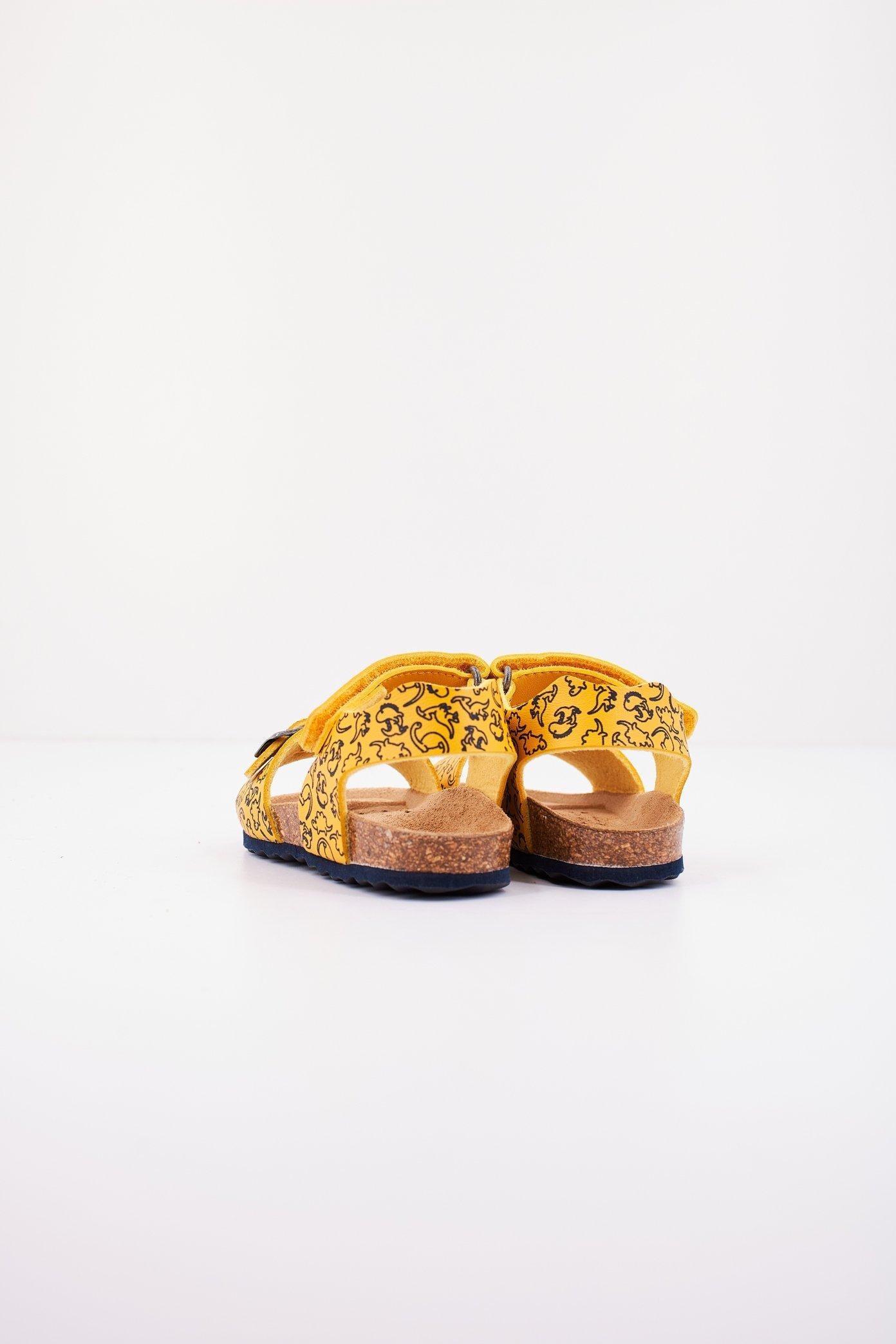 GEOX B SANDAL CHALKI BOY en color AMARILLO (3)