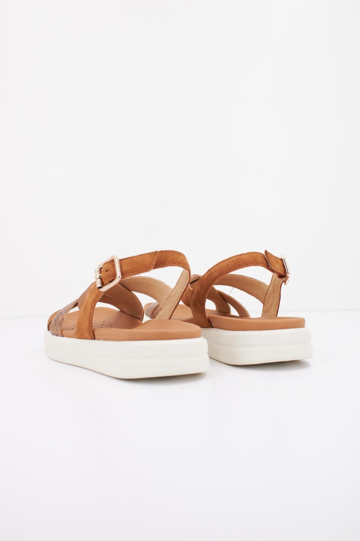GEOX D XAND S en color MARRON (3)