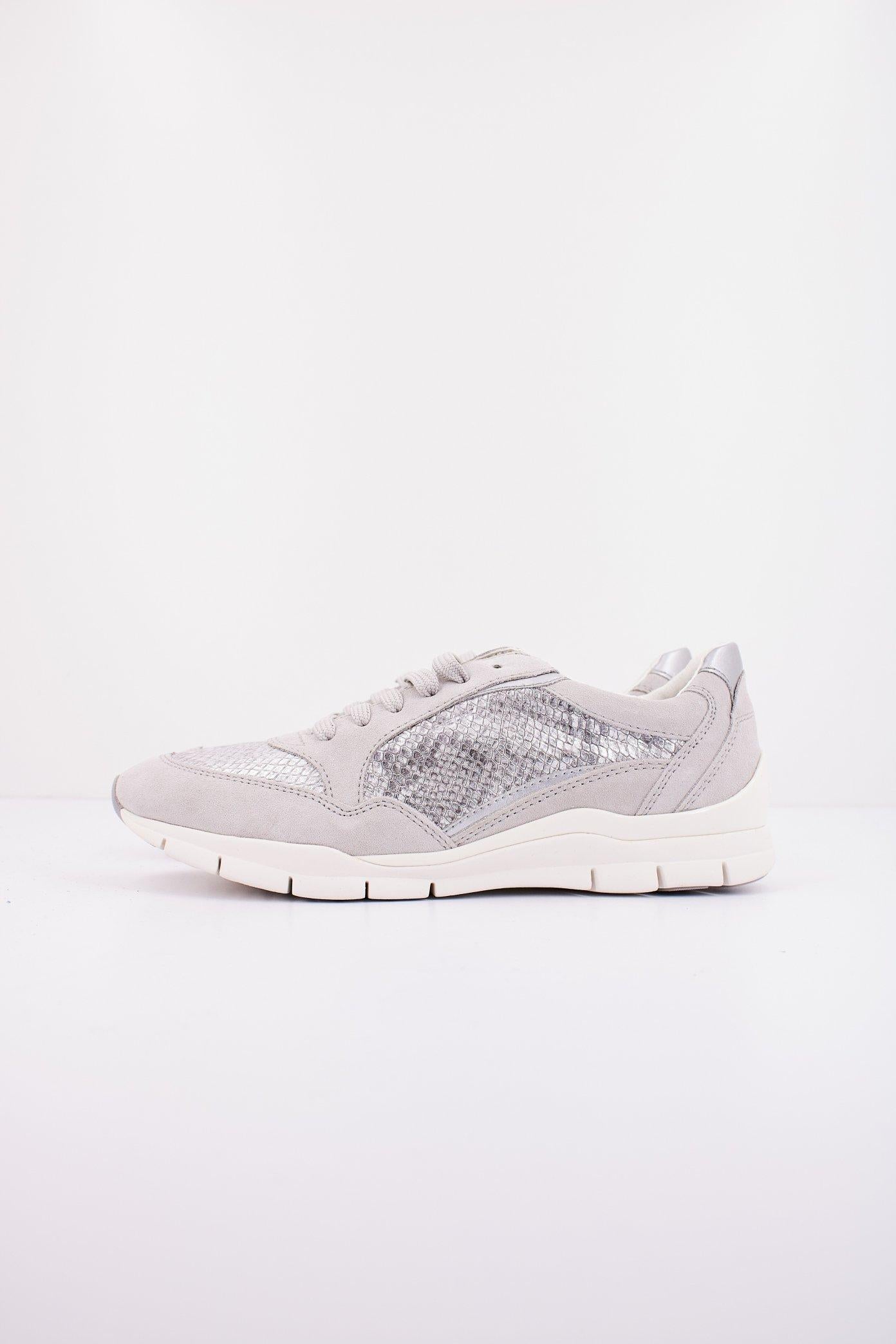 GEOX D SUKIE en color GRIS (1)