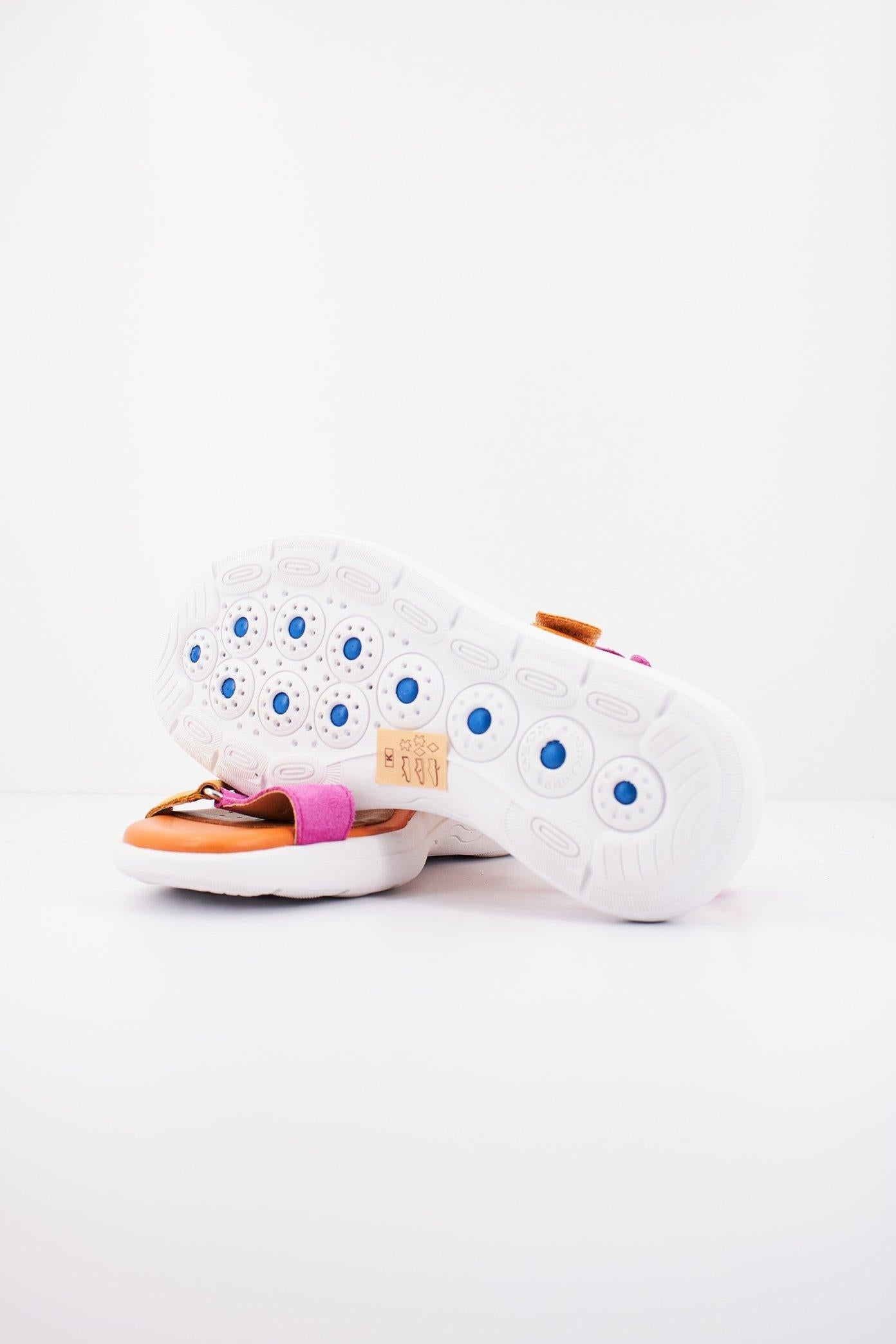 GEOX D SPHERICA ECW en color ROSA (4)