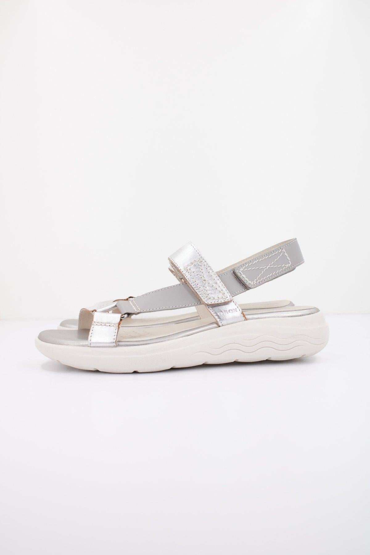 GEOX D SPHERICA ECW en color PLATA (1)