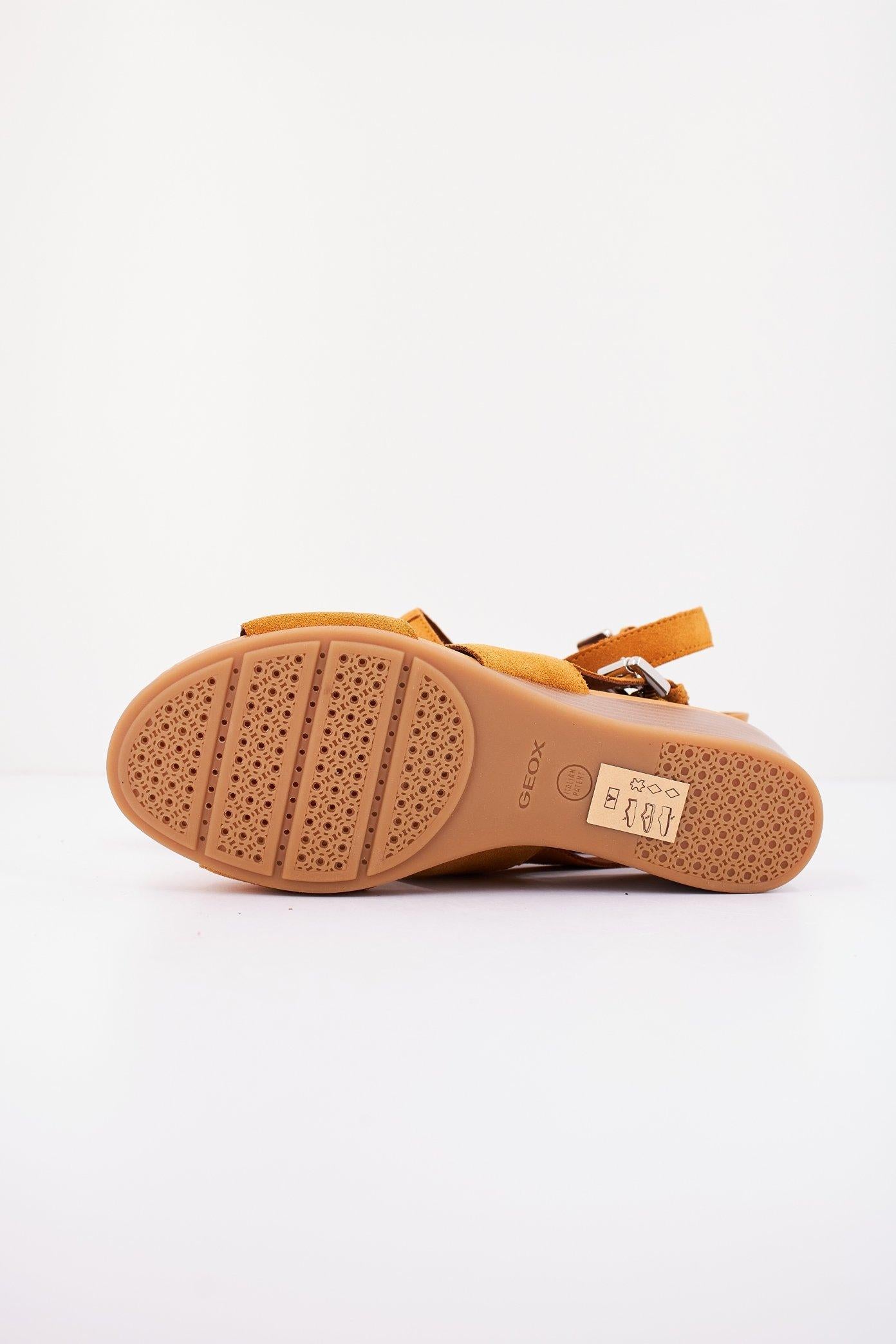 GEOX D MARYKARMEN en color MARRON (4)