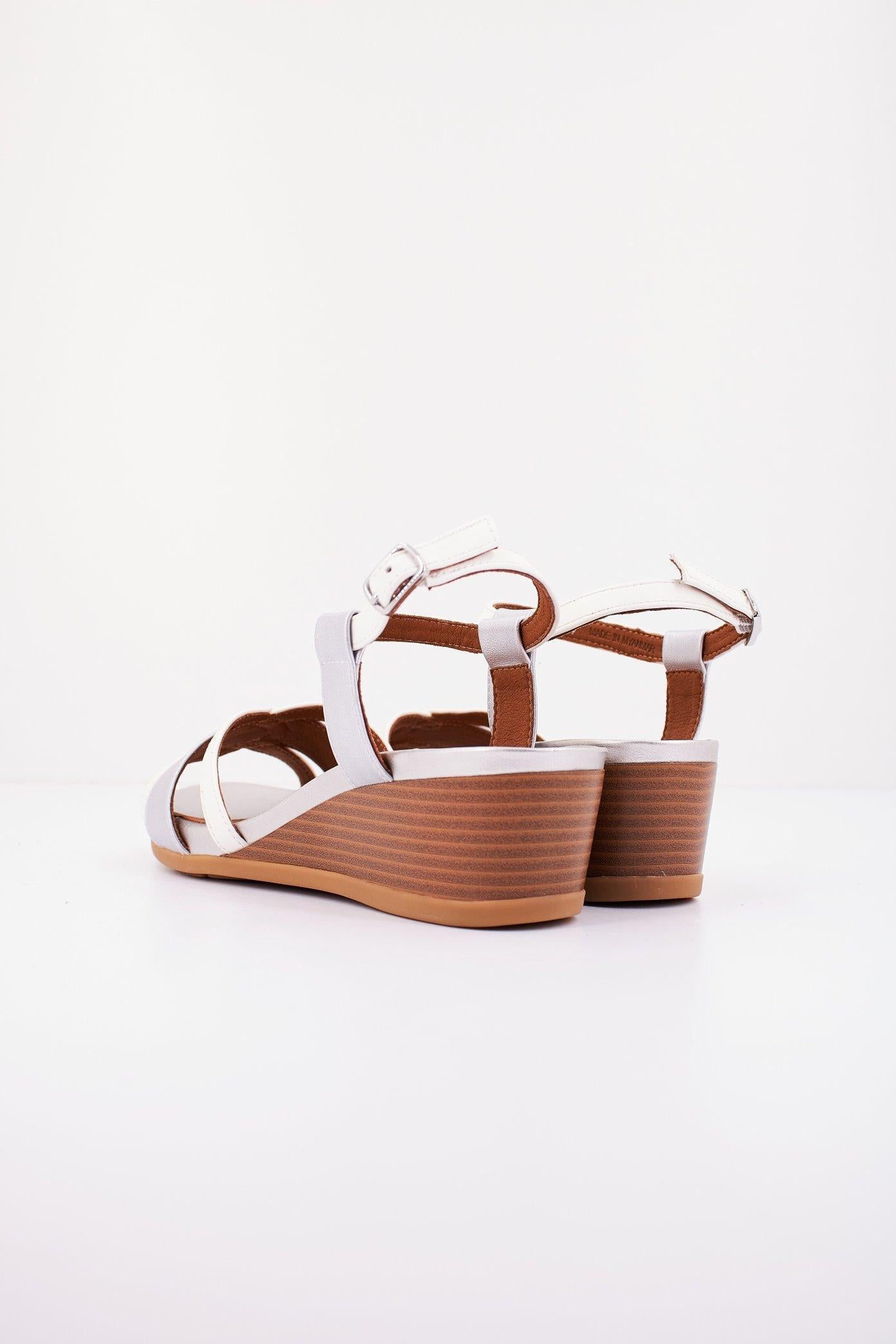 GEOX D MARYKARMEN en color PLATA (3)
