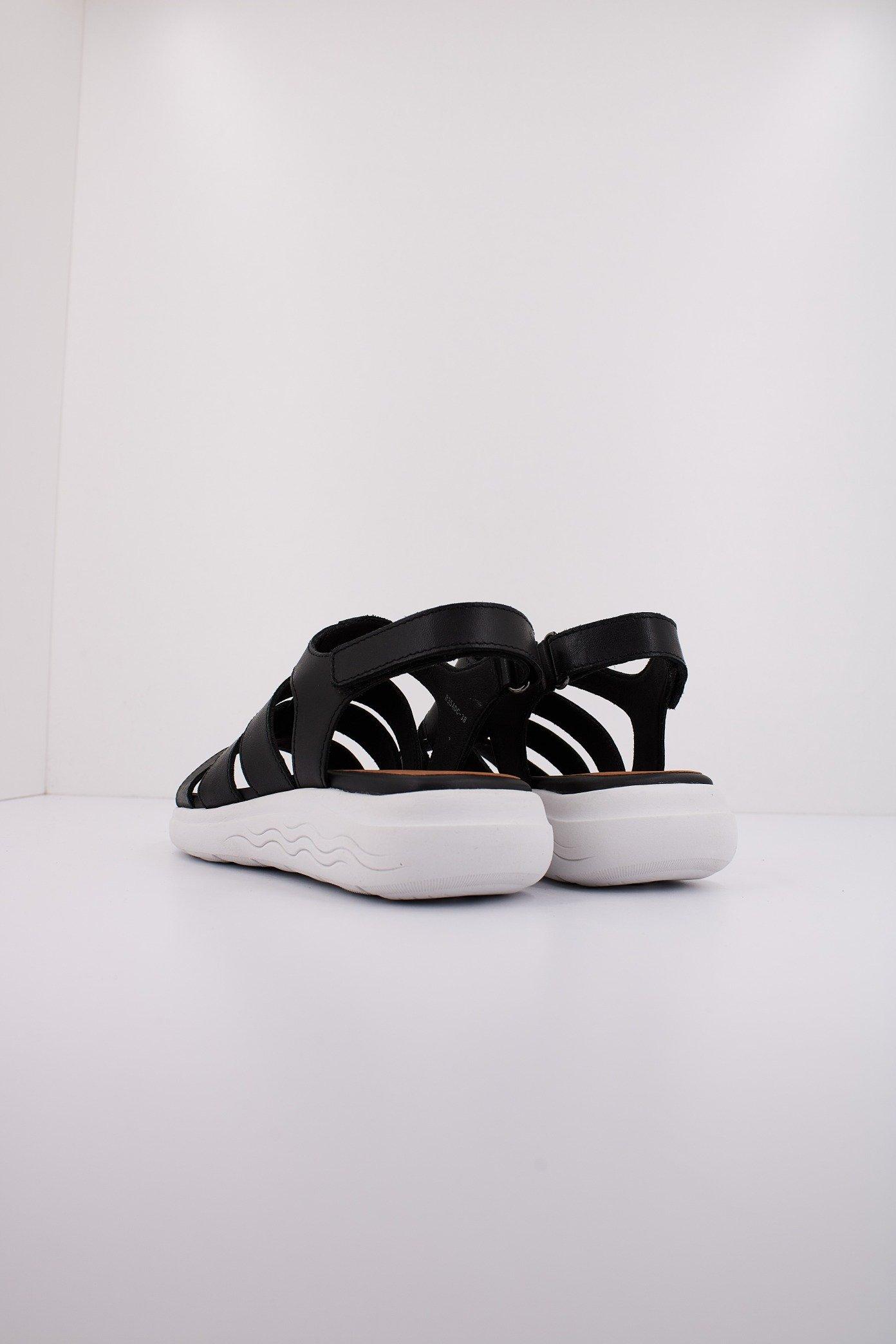 GEOX D SPHERICA ECW en color NEGRO (3)