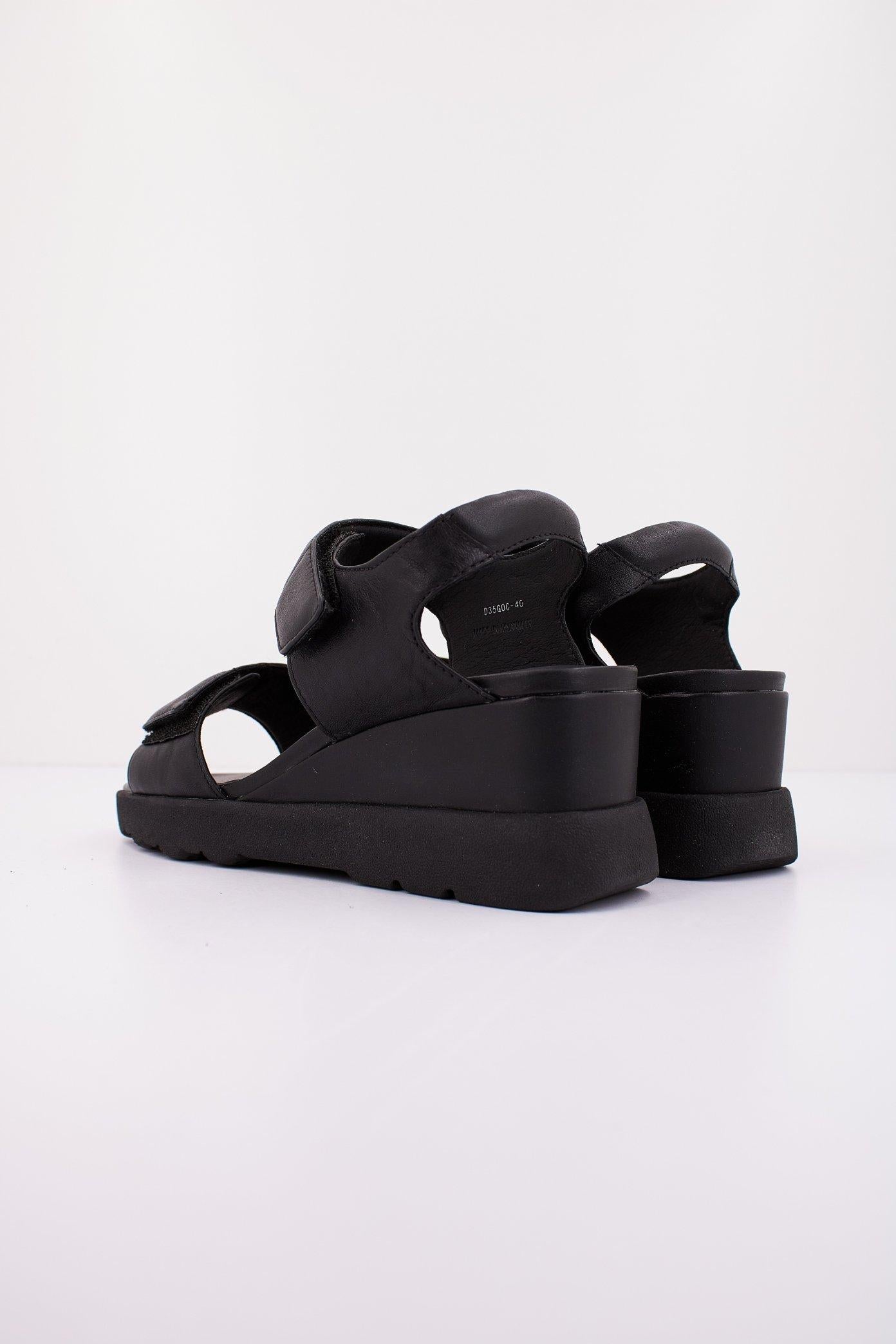GEOX D SPHERICA EC en color NEGRO (3)