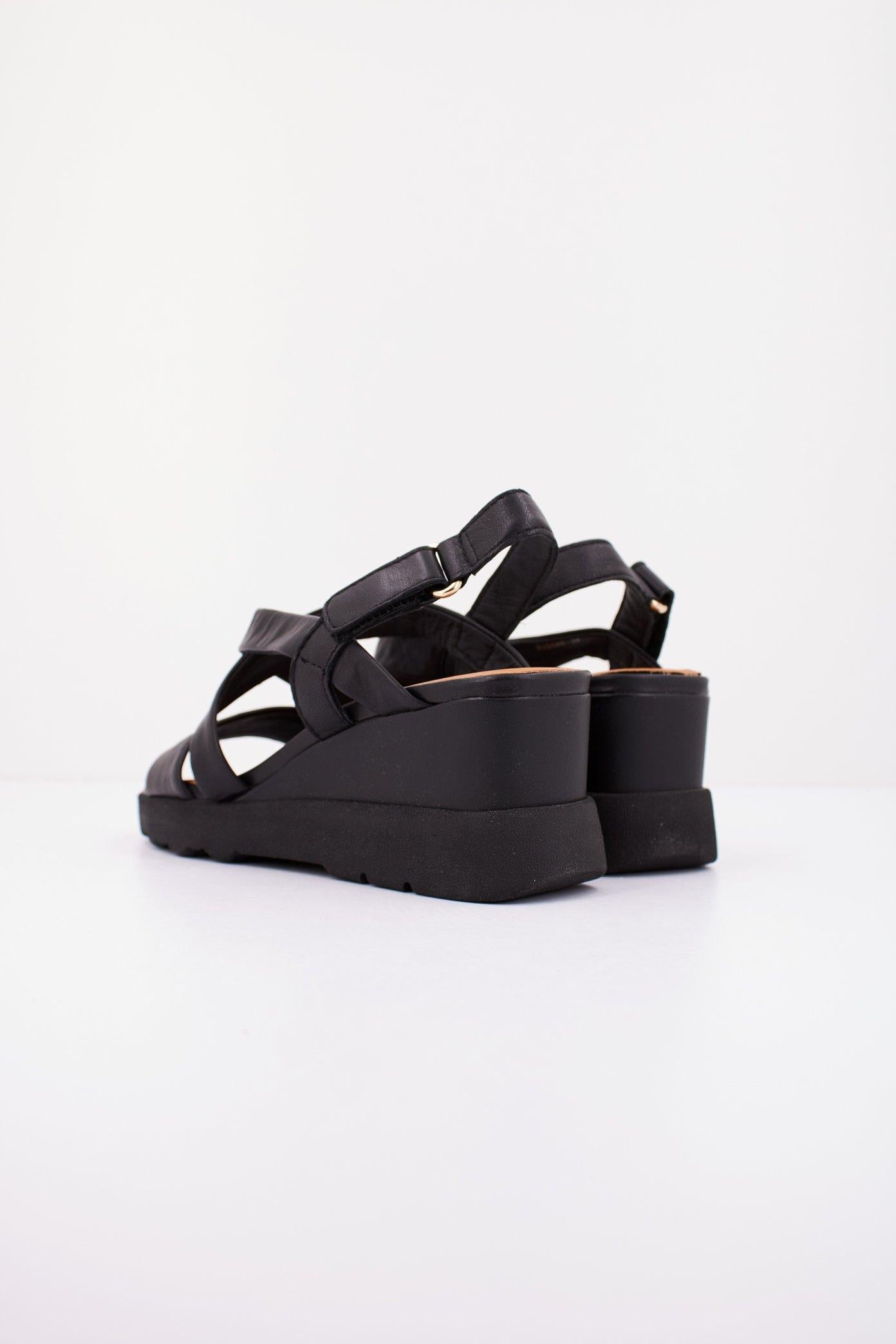 GEOX D SPHERICA EC en color NEGRO (3)