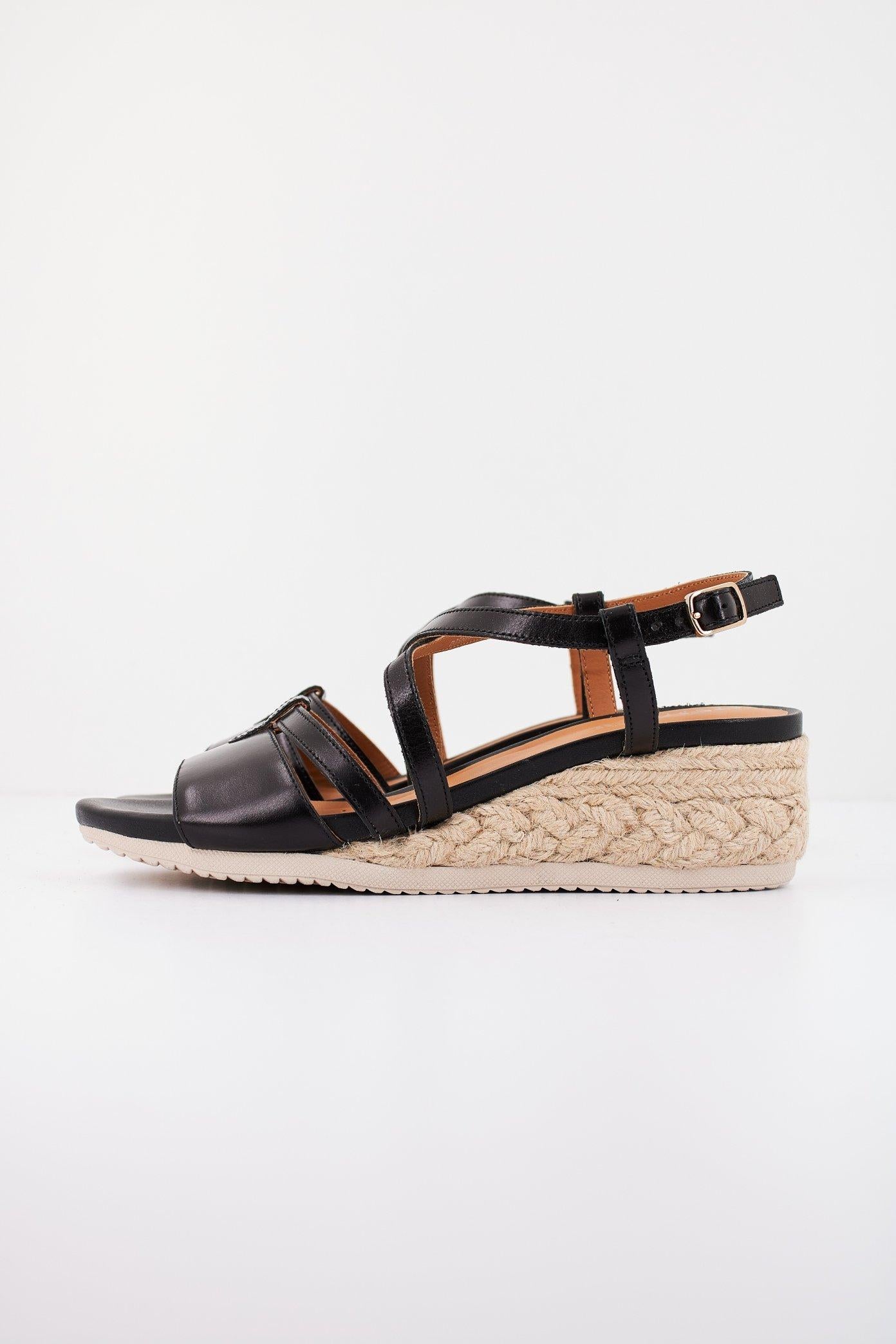 GEOX D ISCHIA CORDA en color NEGRO (1)