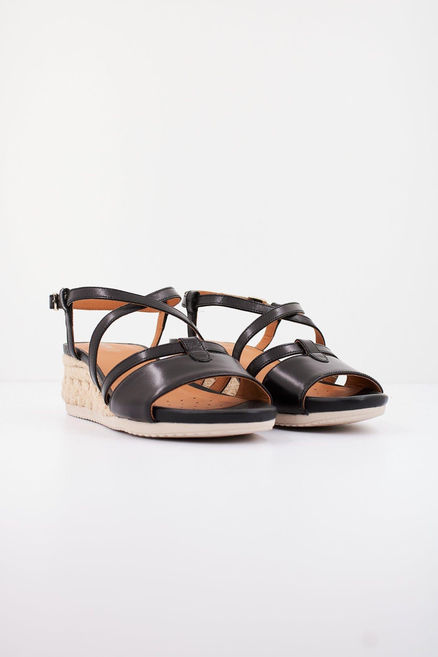 GEOX D ISCHIA CORDA en color NEGRO (2)