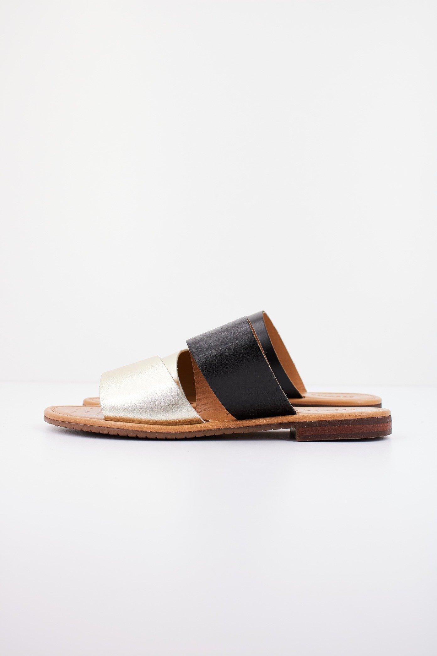 GEOX D SOZY S en color ORO (1)