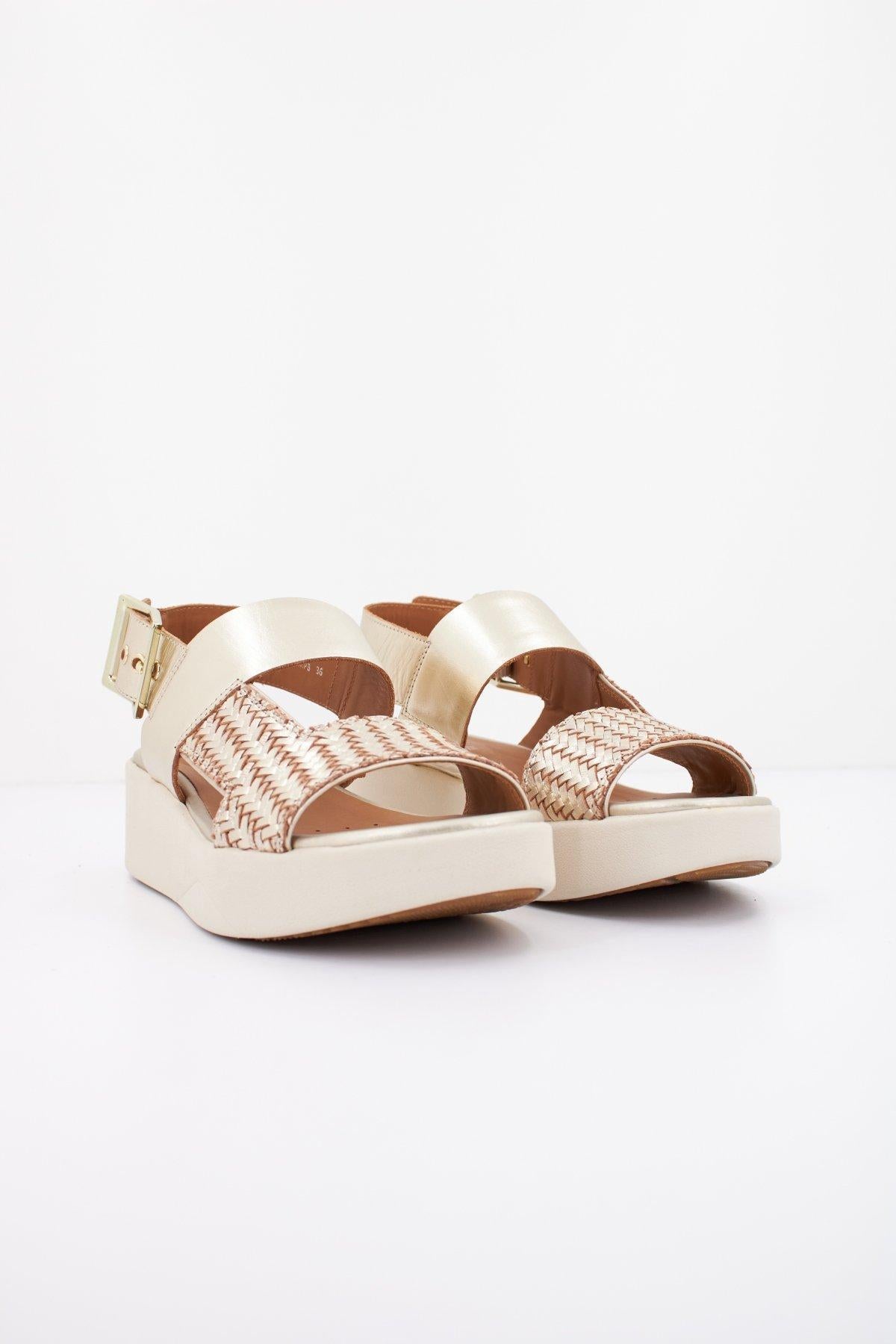 GEOX D LAUDARA en color ORO (2)
