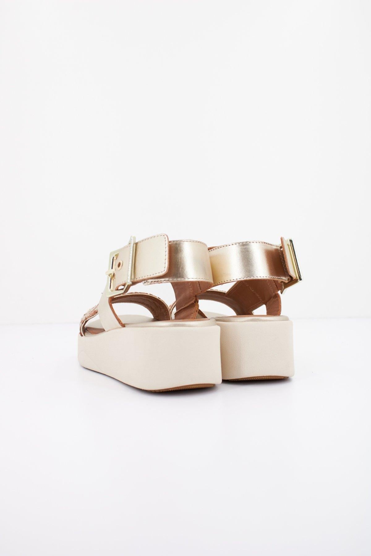 GEOX D LAUDARA en color ORO (3)