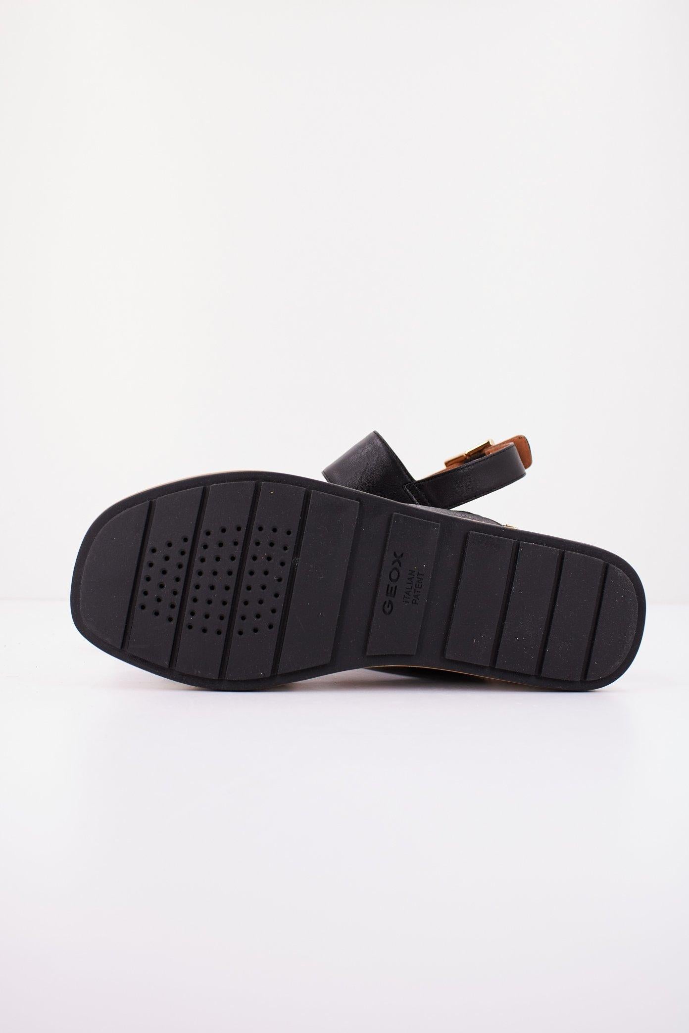 GEOX D ROSITA en color NEGRO (4)