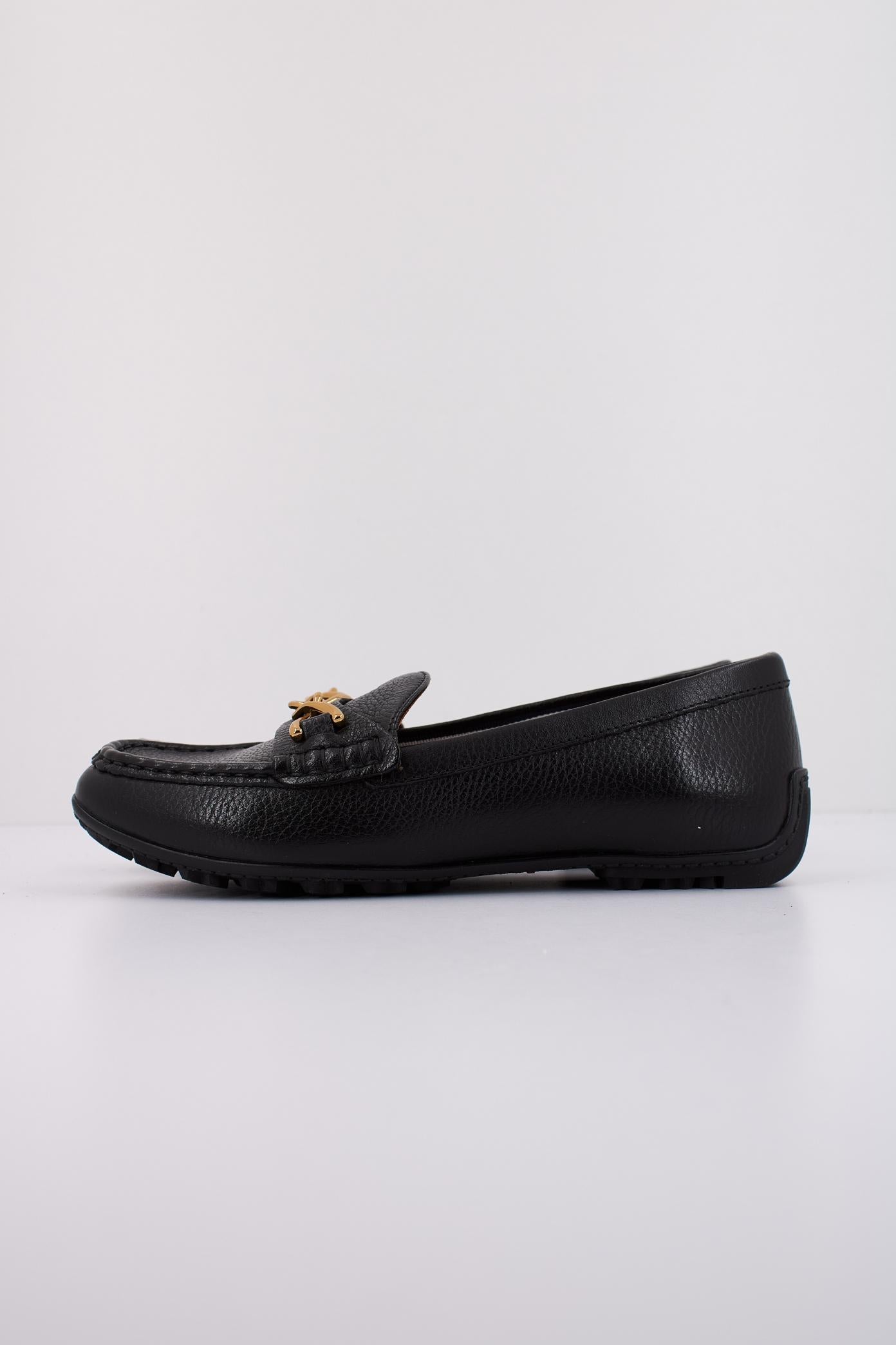 GEOX D KOSMOPOLIS + GRIP en color NEGRO (1)