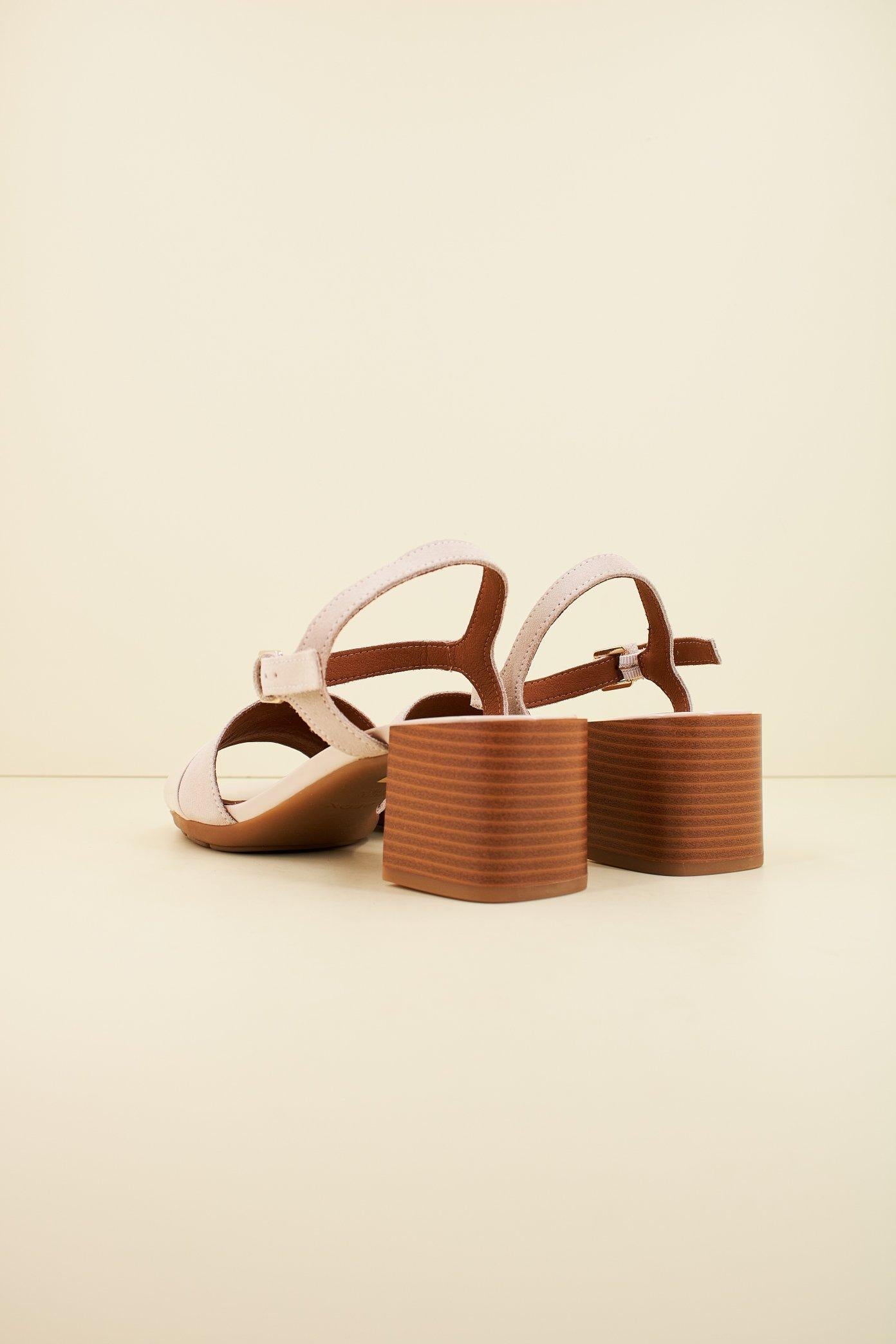 GEOX D NEW MARYKARMEN en color BEIS (3)