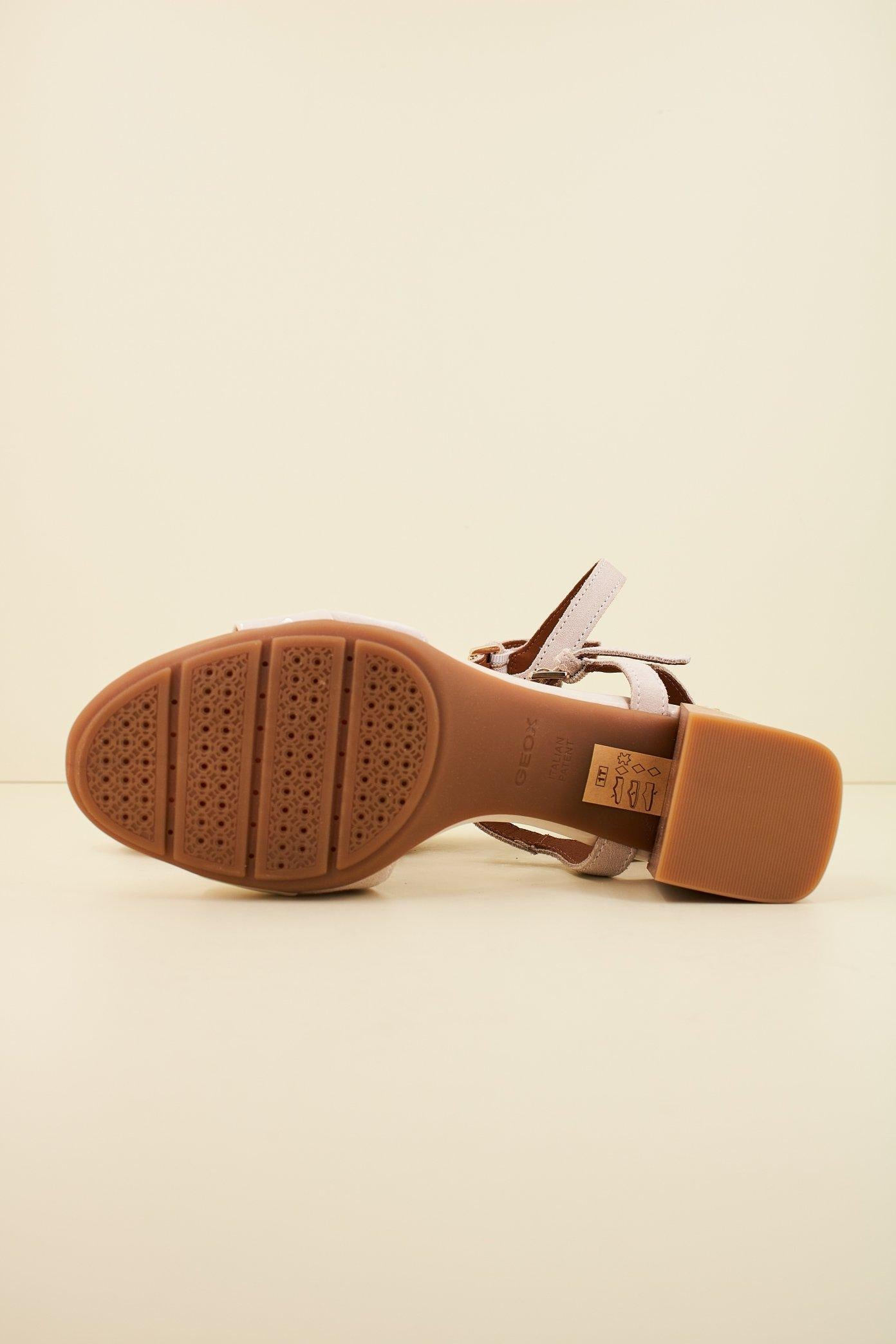 GEOX D NEW MARYKARMEN en color BEIS (4)