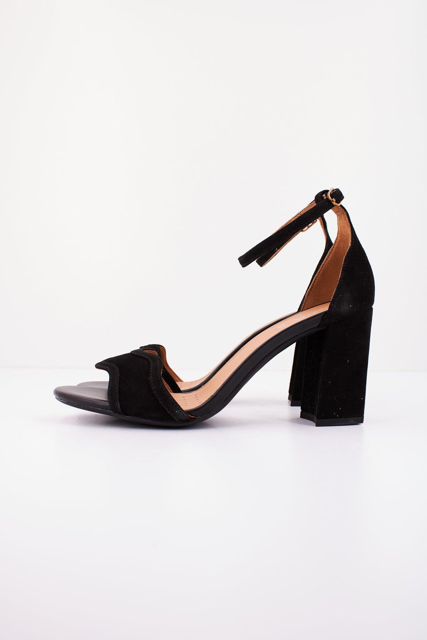 GEOX D NEW ERAKLIA en color NEGRO (1)