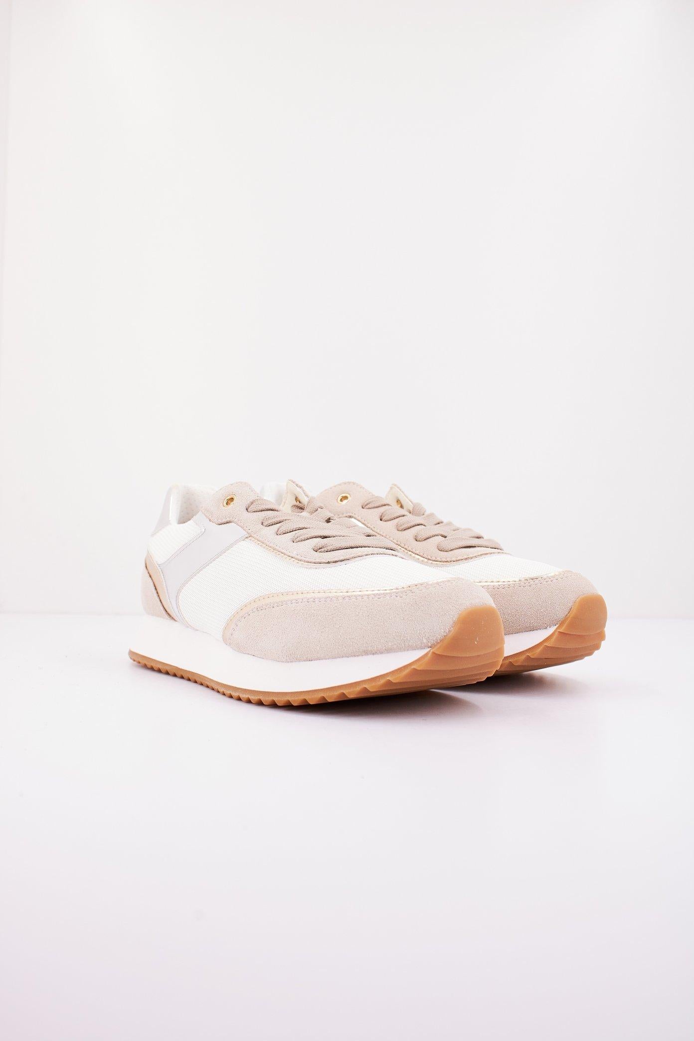 GEOX D DORALEA en color BLANCO (2)