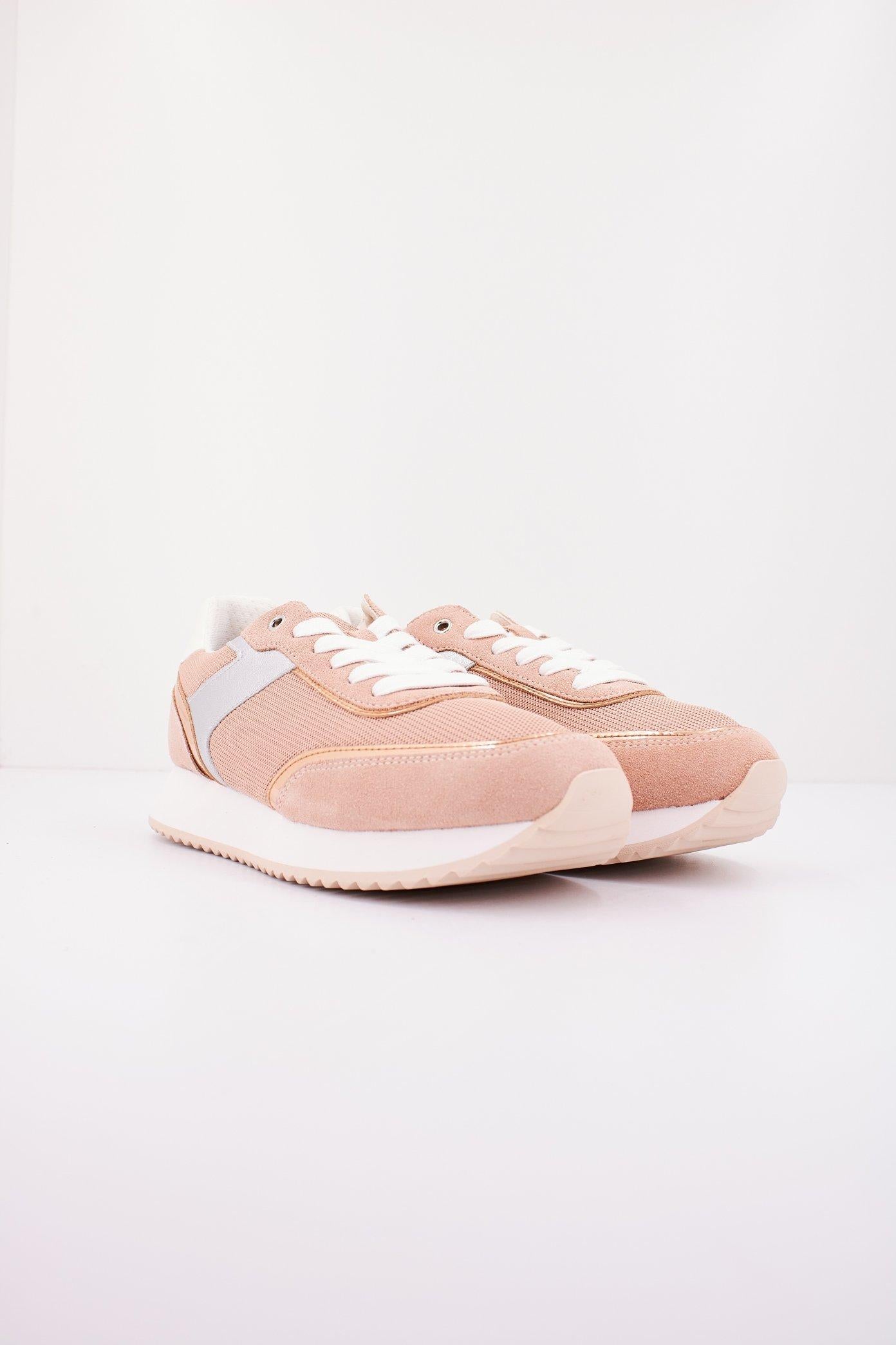 GEOX D DORALEA en color ROSA (2)
