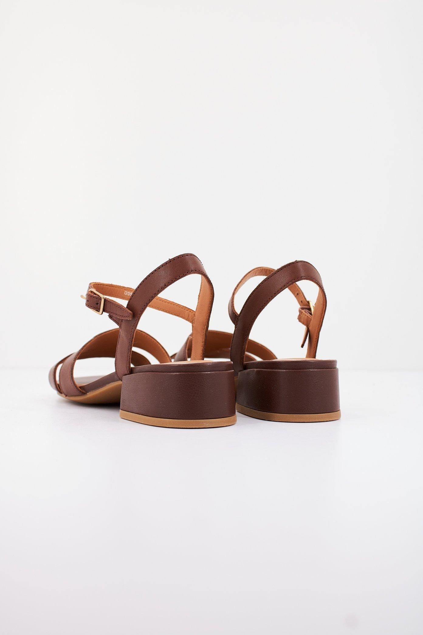 GEOX D GENZIANA en color MARRON (3)