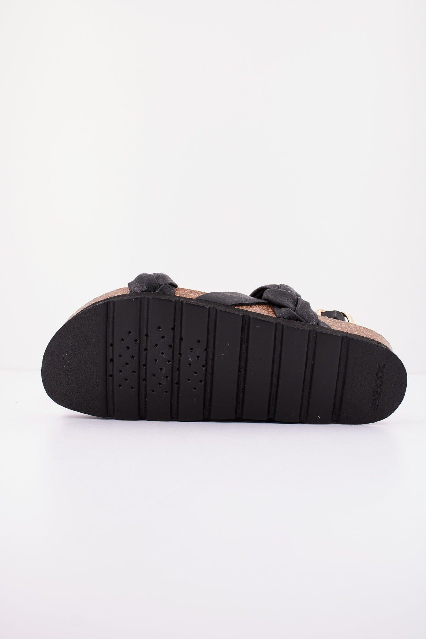 GEOX D BRIONIA HIGH en color NEGRO (4)