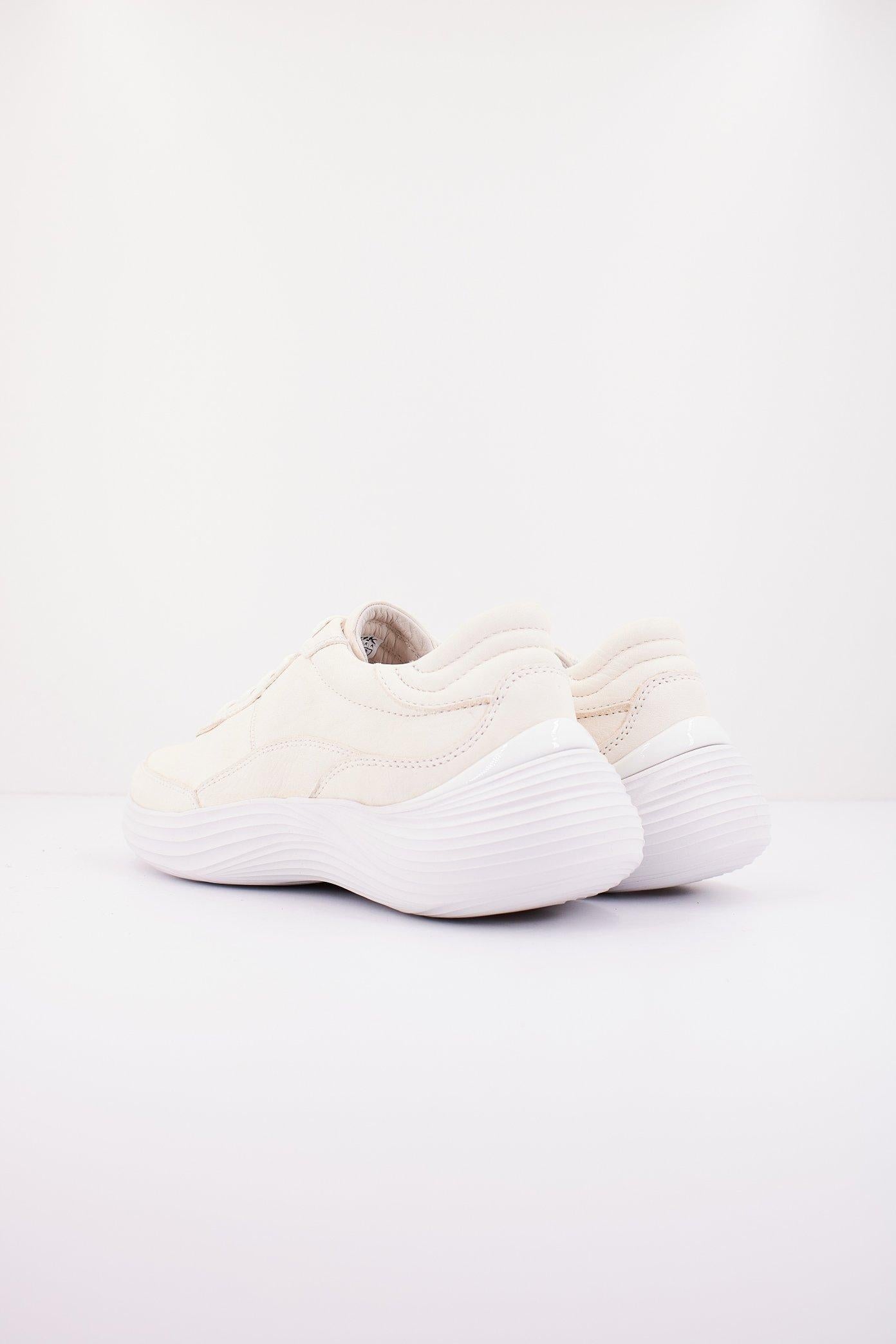 GEOX D FLUCTIS en color BLANCO (3)