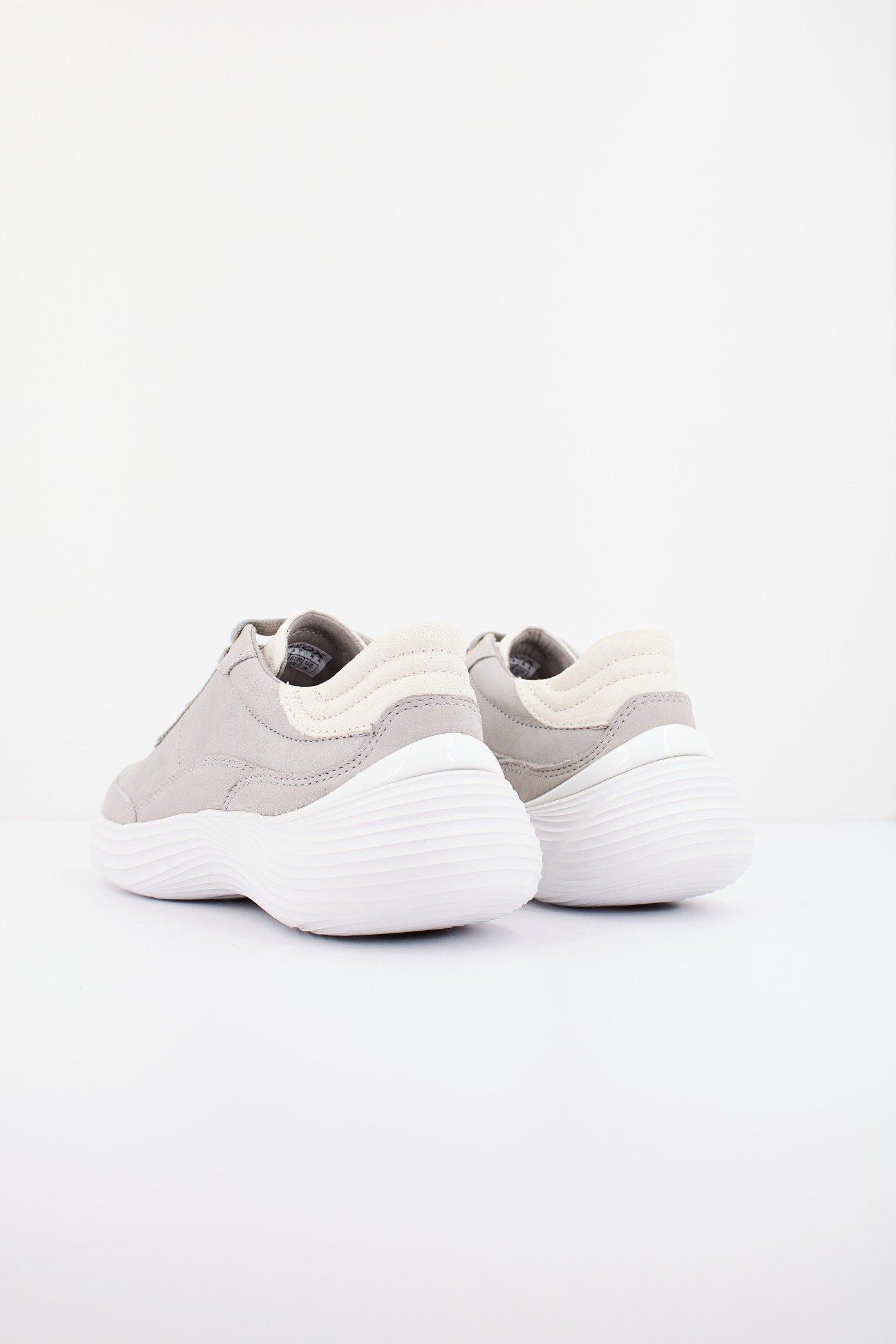 GEOX D FLUCTIS en color GRIS (3)