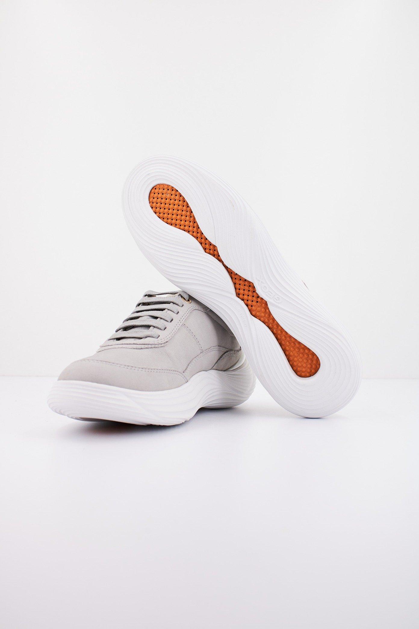 GEOX D FLUCTIS en color GRIS (4)