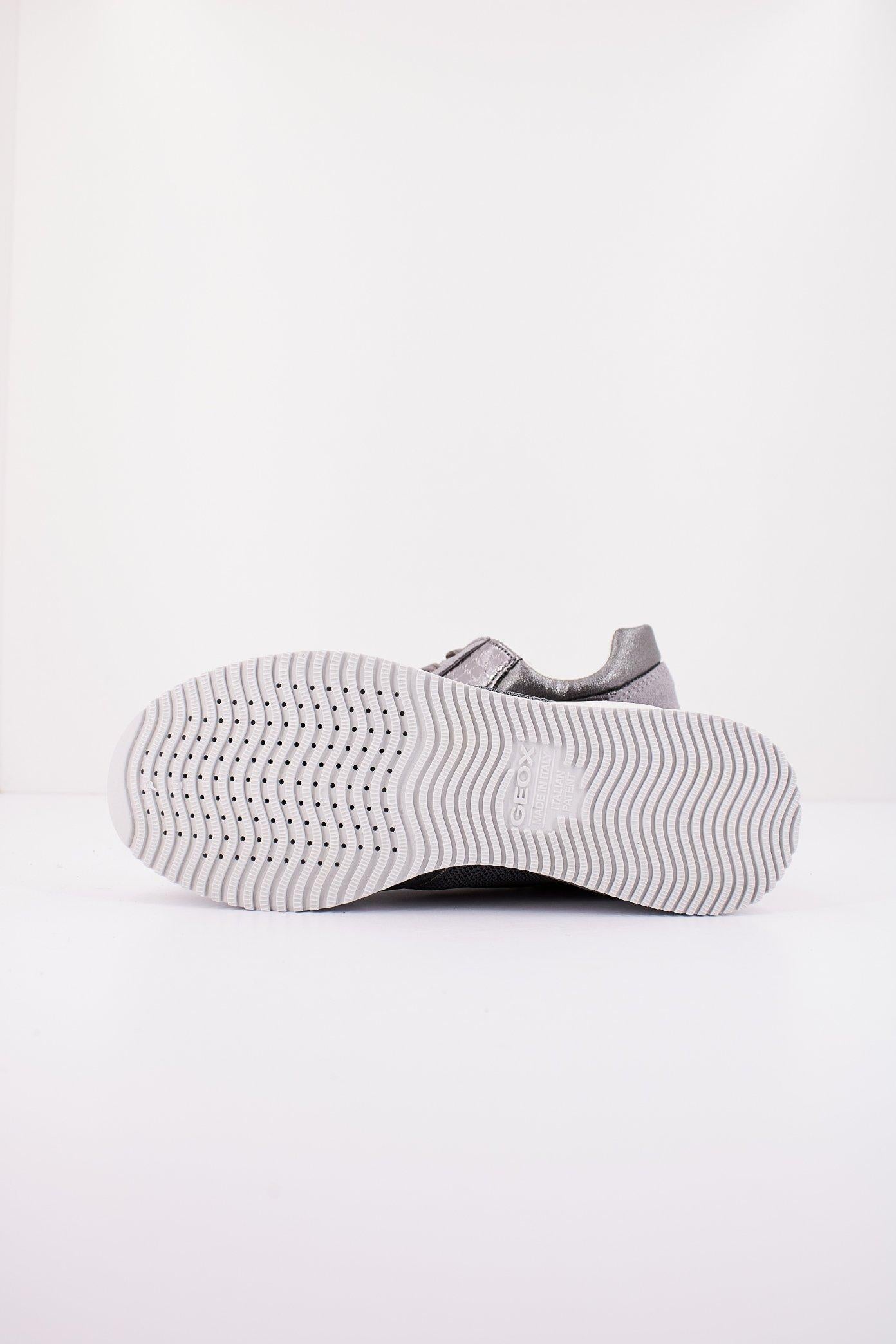 GEOX D HALENEY en color GRIS (4)