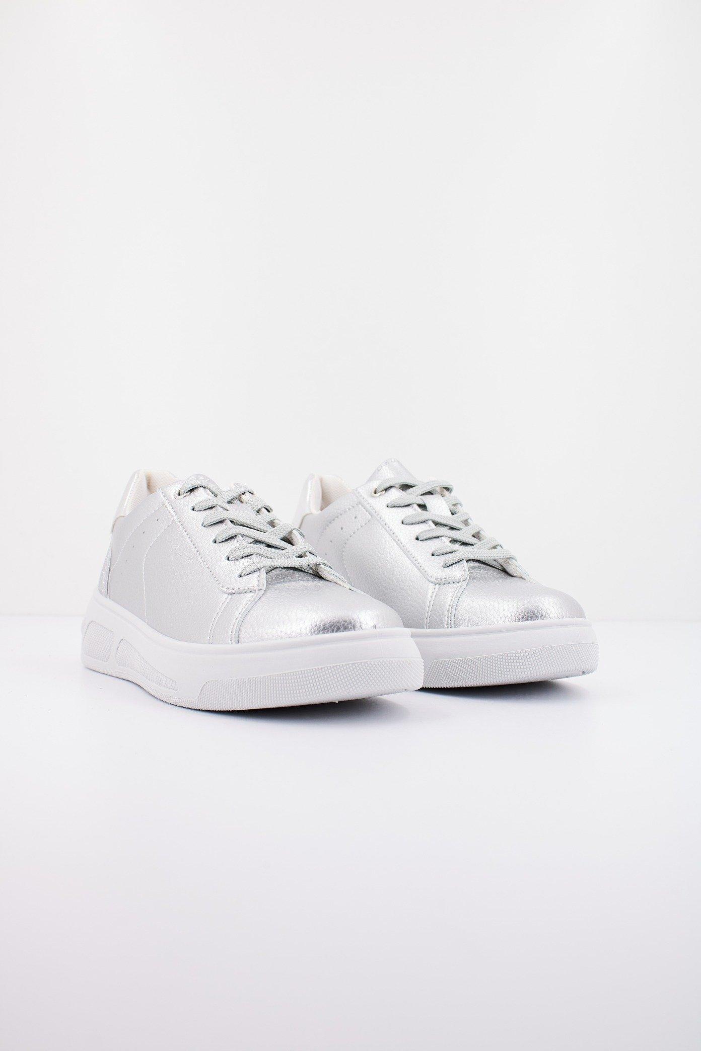 GEOX D LJUBA en color PLATA (2)