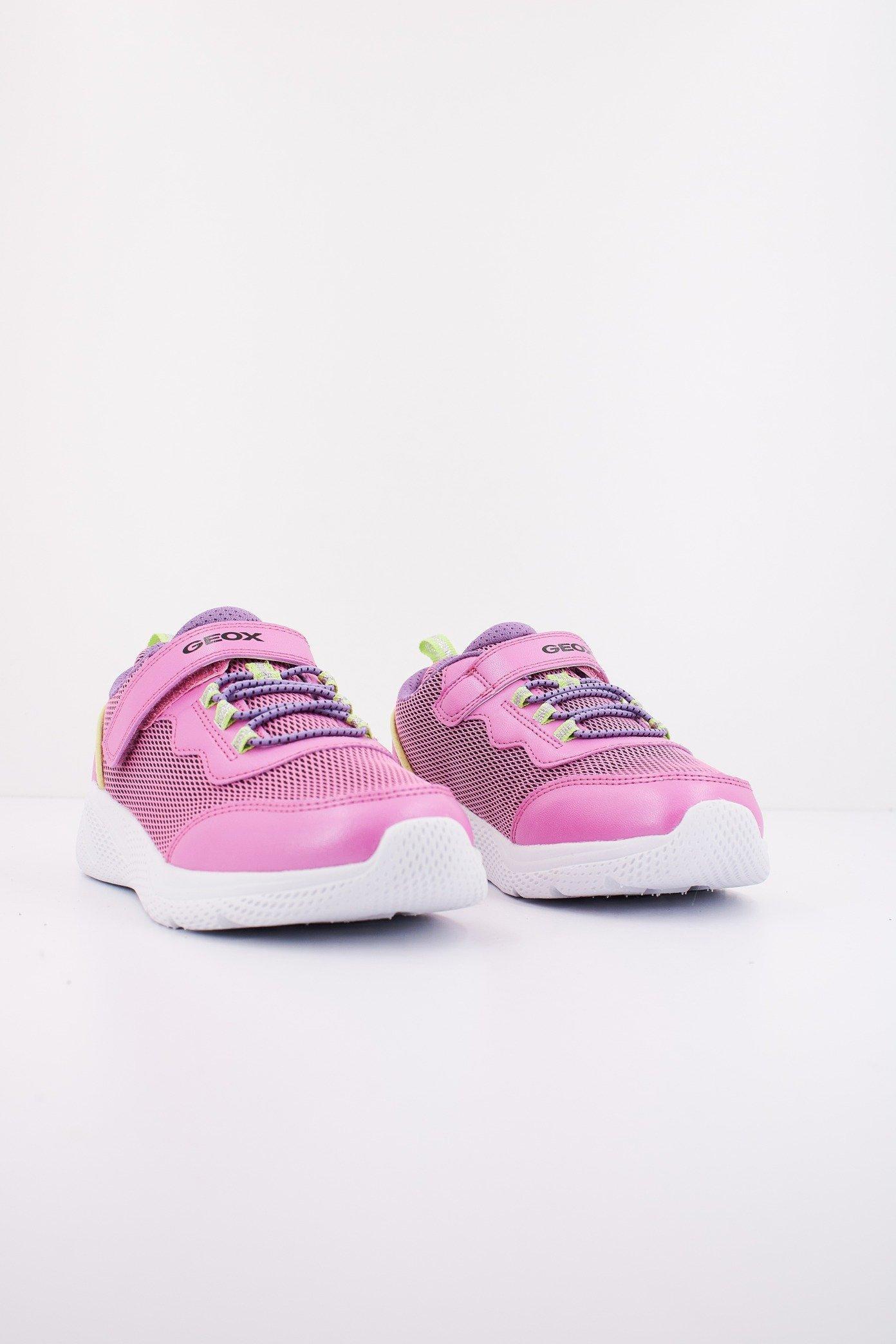 GEOX J SPRINTYE GIRL en color ROSA (2)