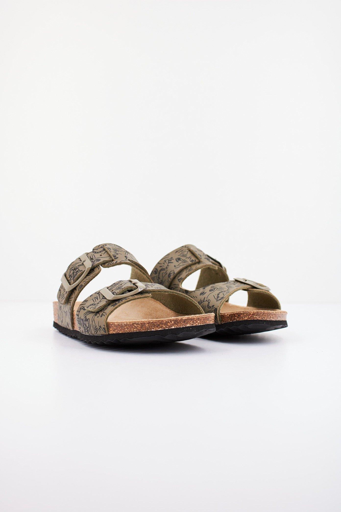 GEOX J GHITA BOY en color VERDE (2)