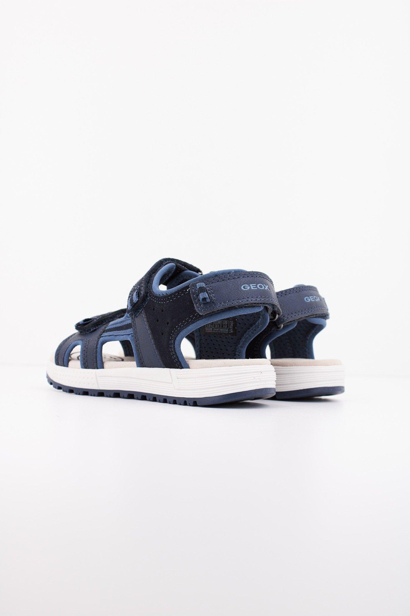 GEOX J SANDAL ALBEN BOY en color AZUL (3)