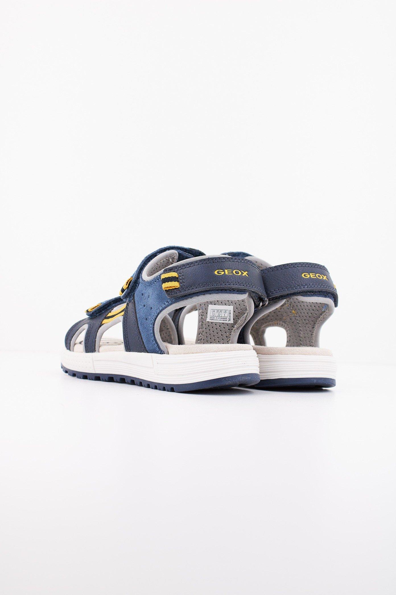 GEOX J SANDAL ALBEN BOY en color AZUL (3)