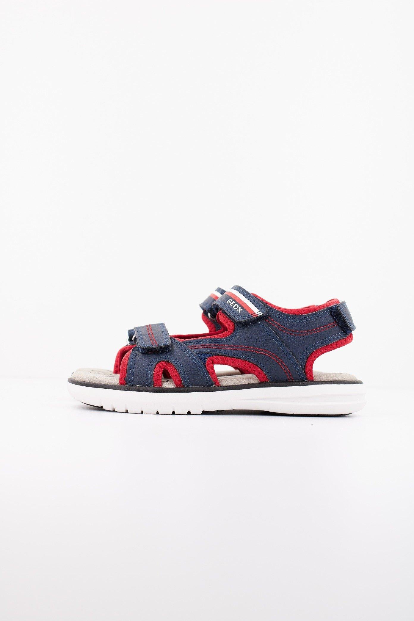 GEOX J SANDAL MARATEA BOY en color AZUL (1)