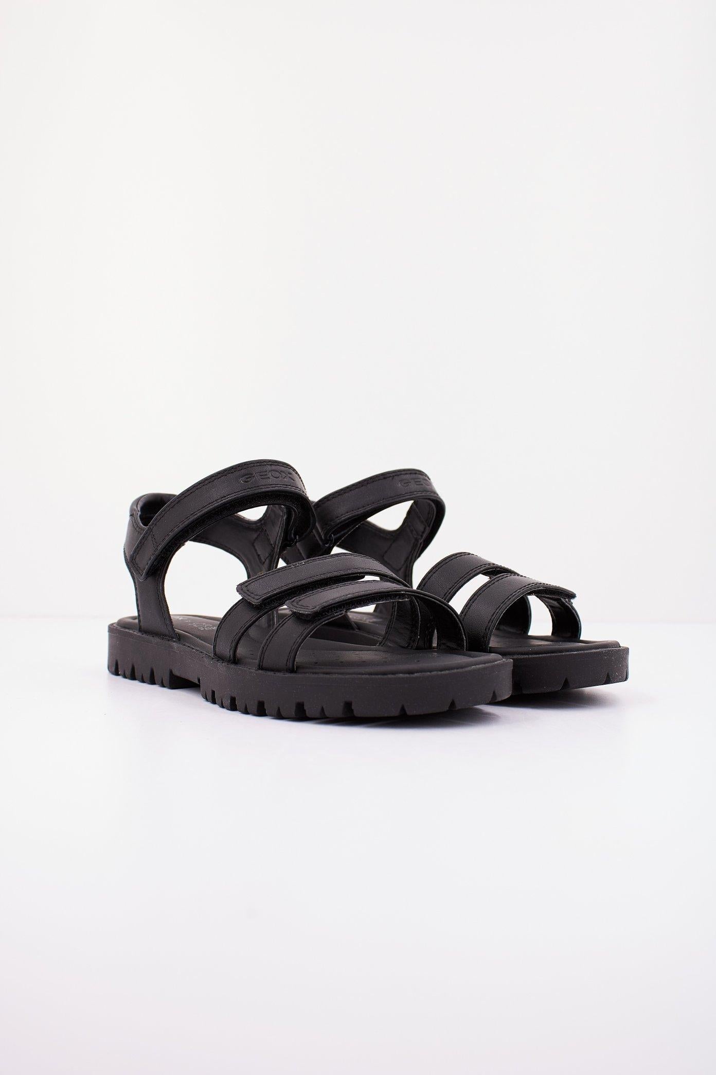 GEOX J SANDAL STARBLUSH G en color NEGRO (2)