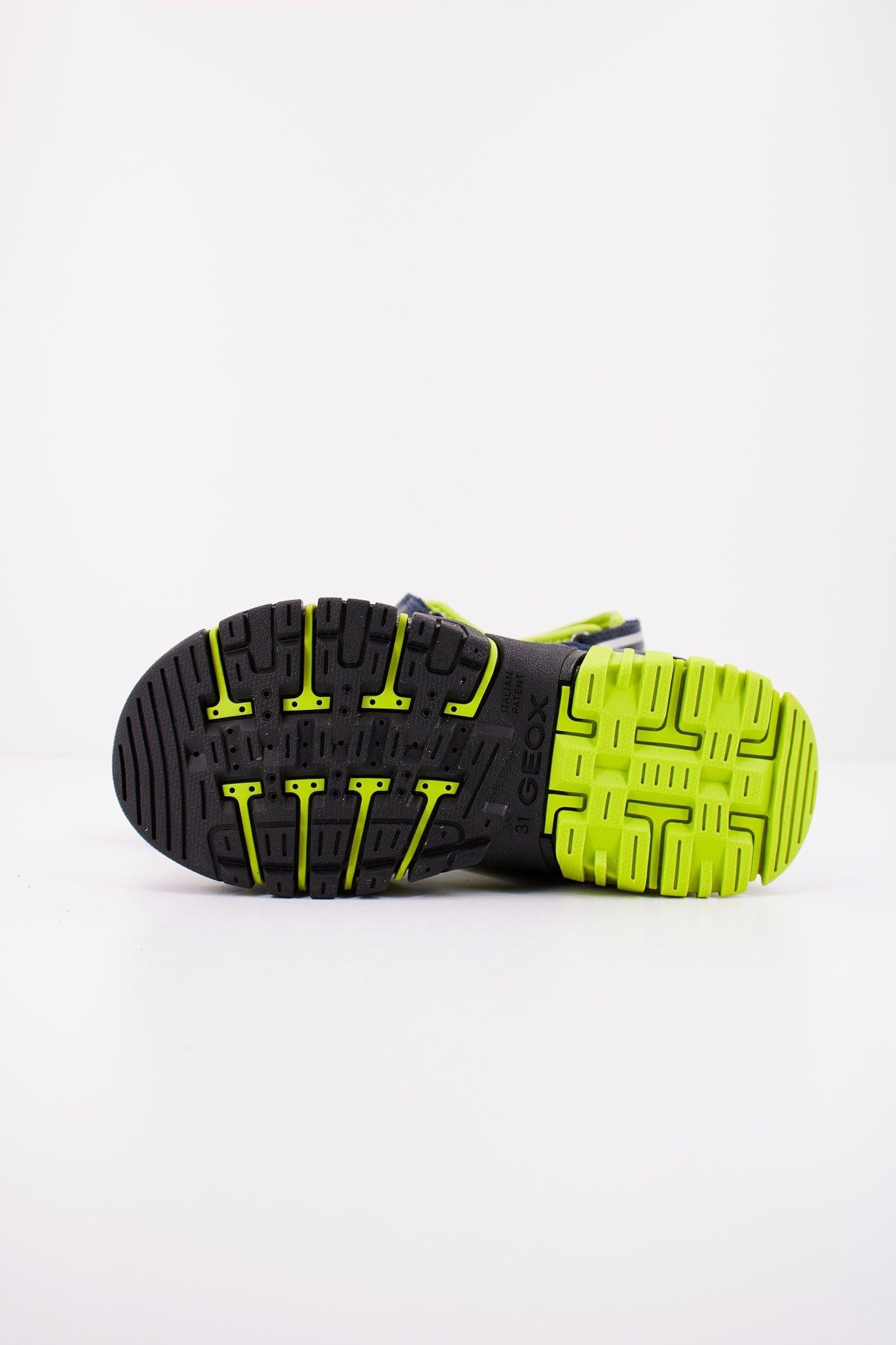GEOX J SANDAL DYNOMIX BOY en color GRIS (4)