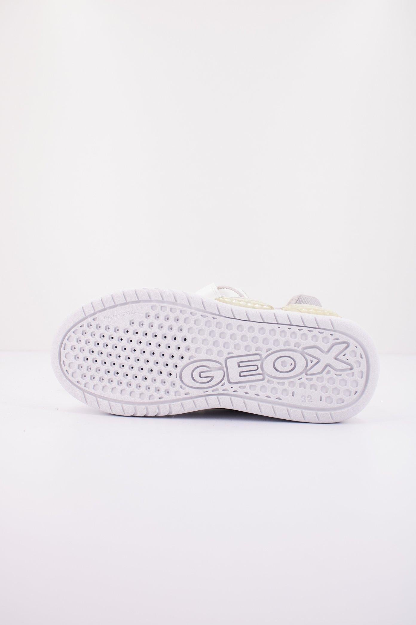 GEOX J ILLUMINUS BOY en color BLANCO (4)