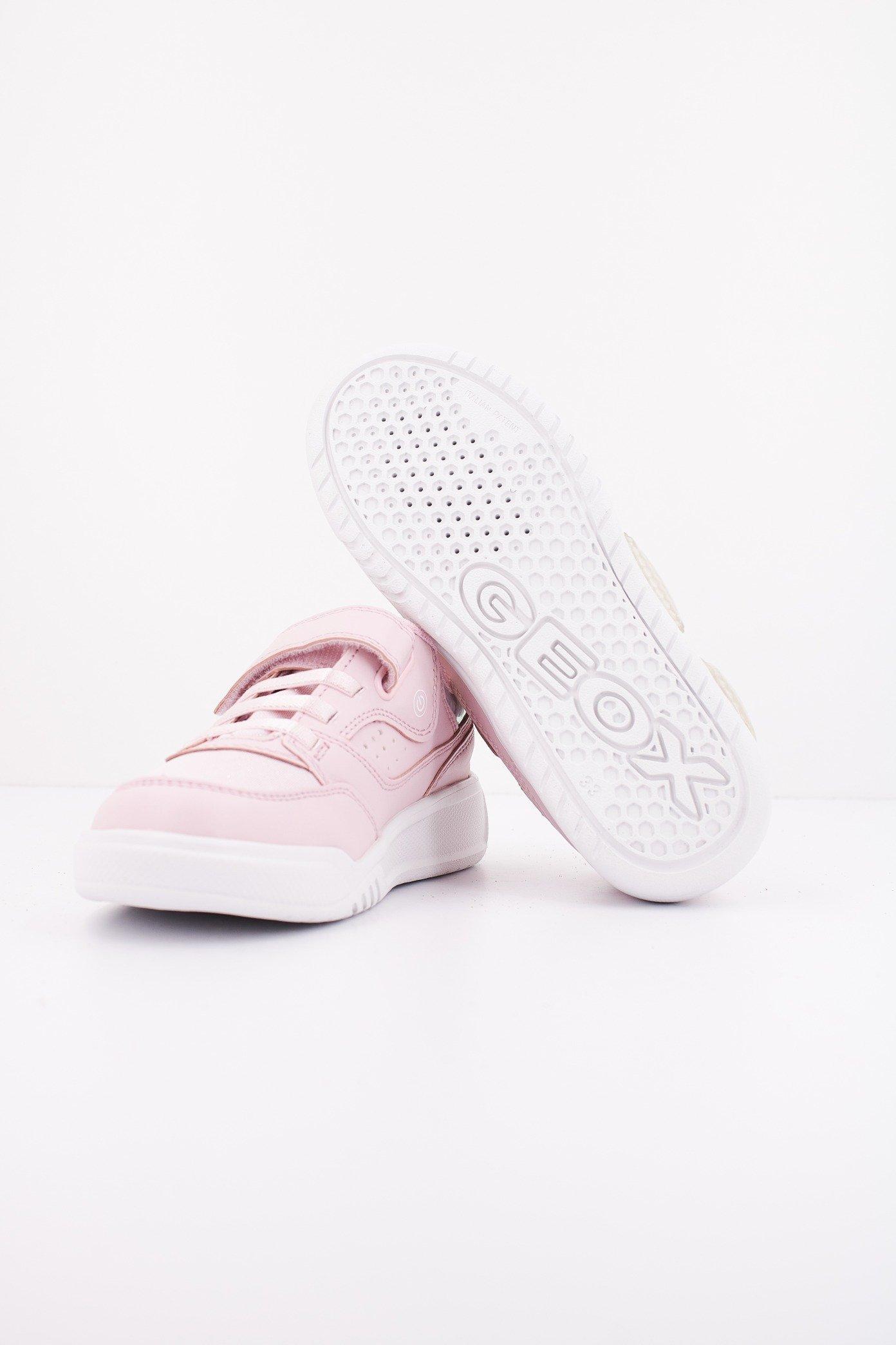 GEOX J ILLUMINUS GIRL en color ROSA (4)