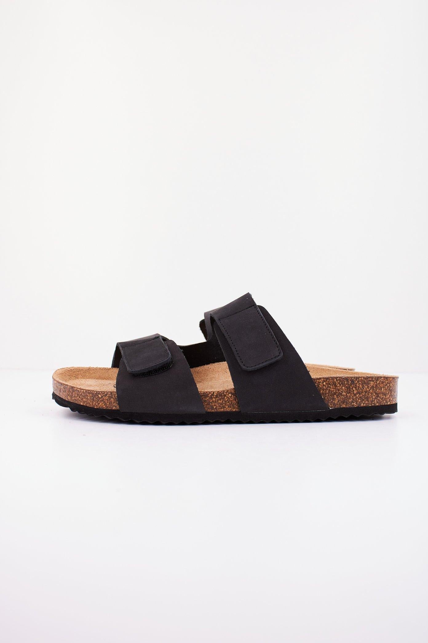 GEOX SANDAL GHITA en color NEGRO (1)