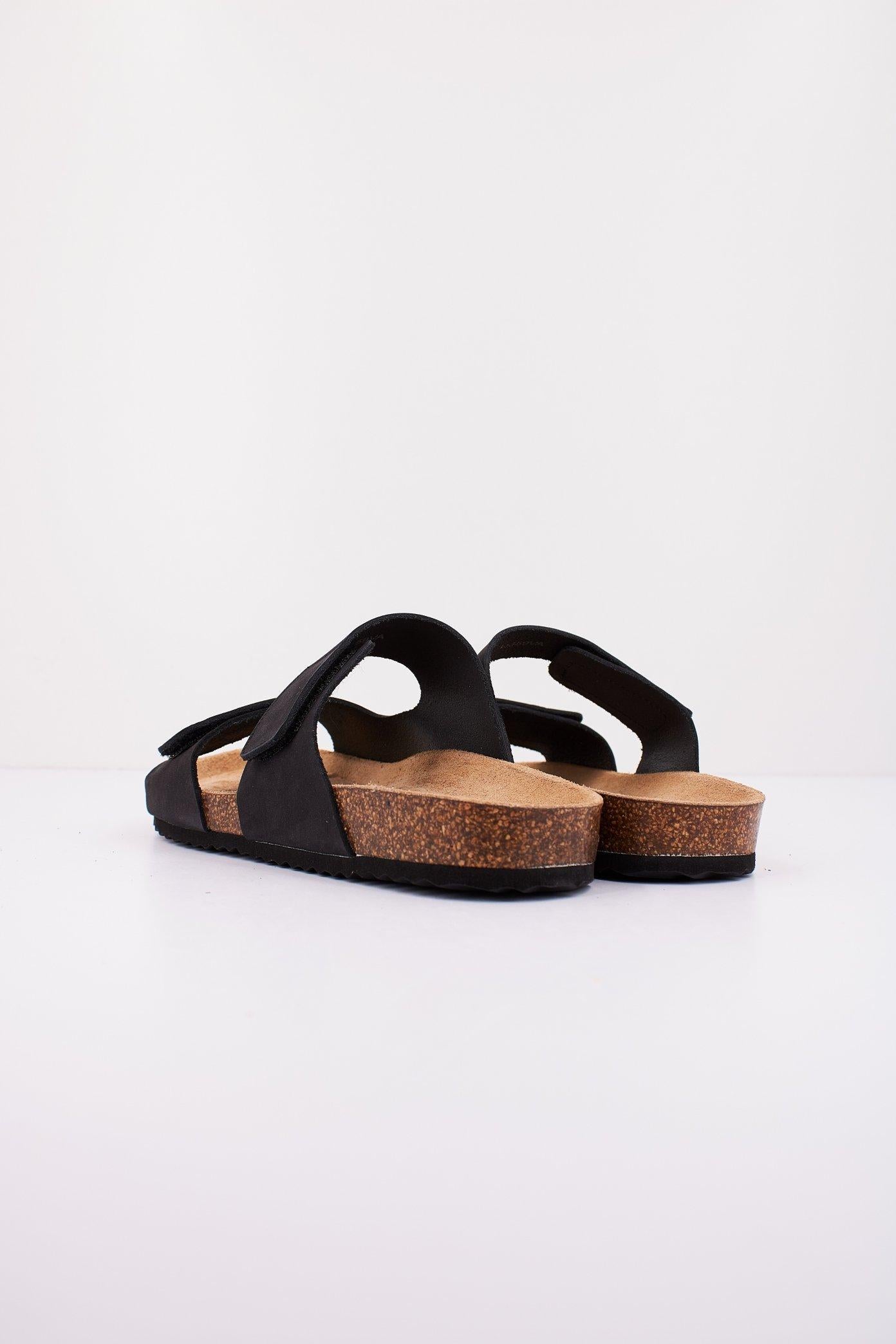 GEOX SANDAL GHITA en color NEGRO (3)