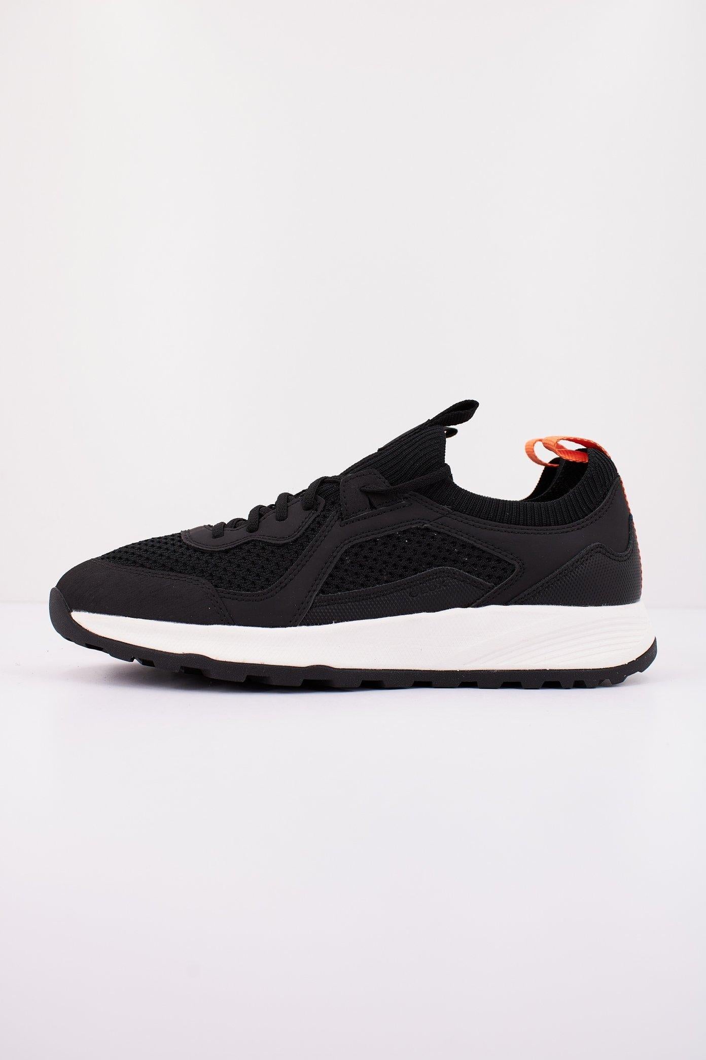 GEOX U TERRESTRE en color NEGRO (1)