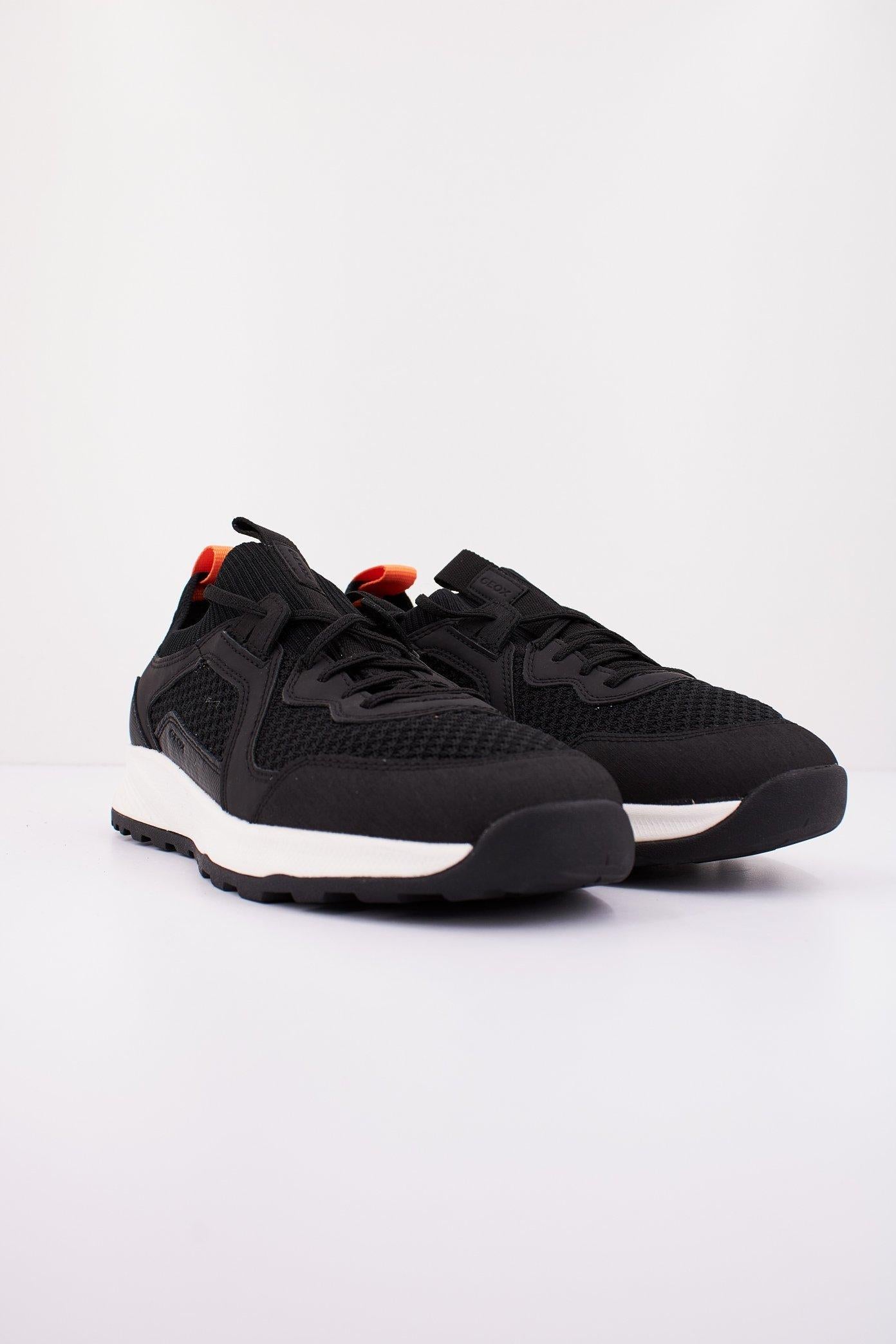 GEOX U TERRESTRE en color NEGRO (2)