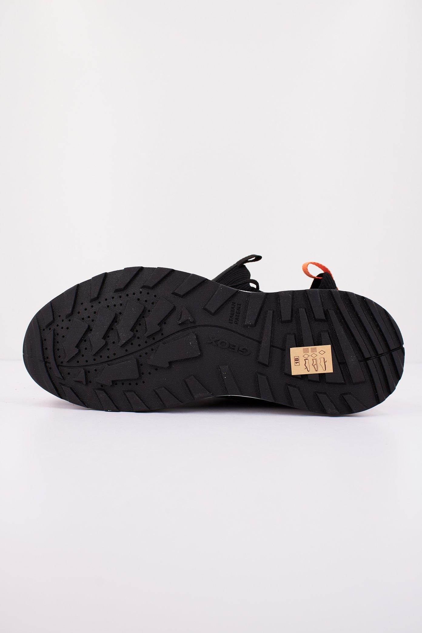 GEOX U TERRESTRE en color NEGRO (4)
