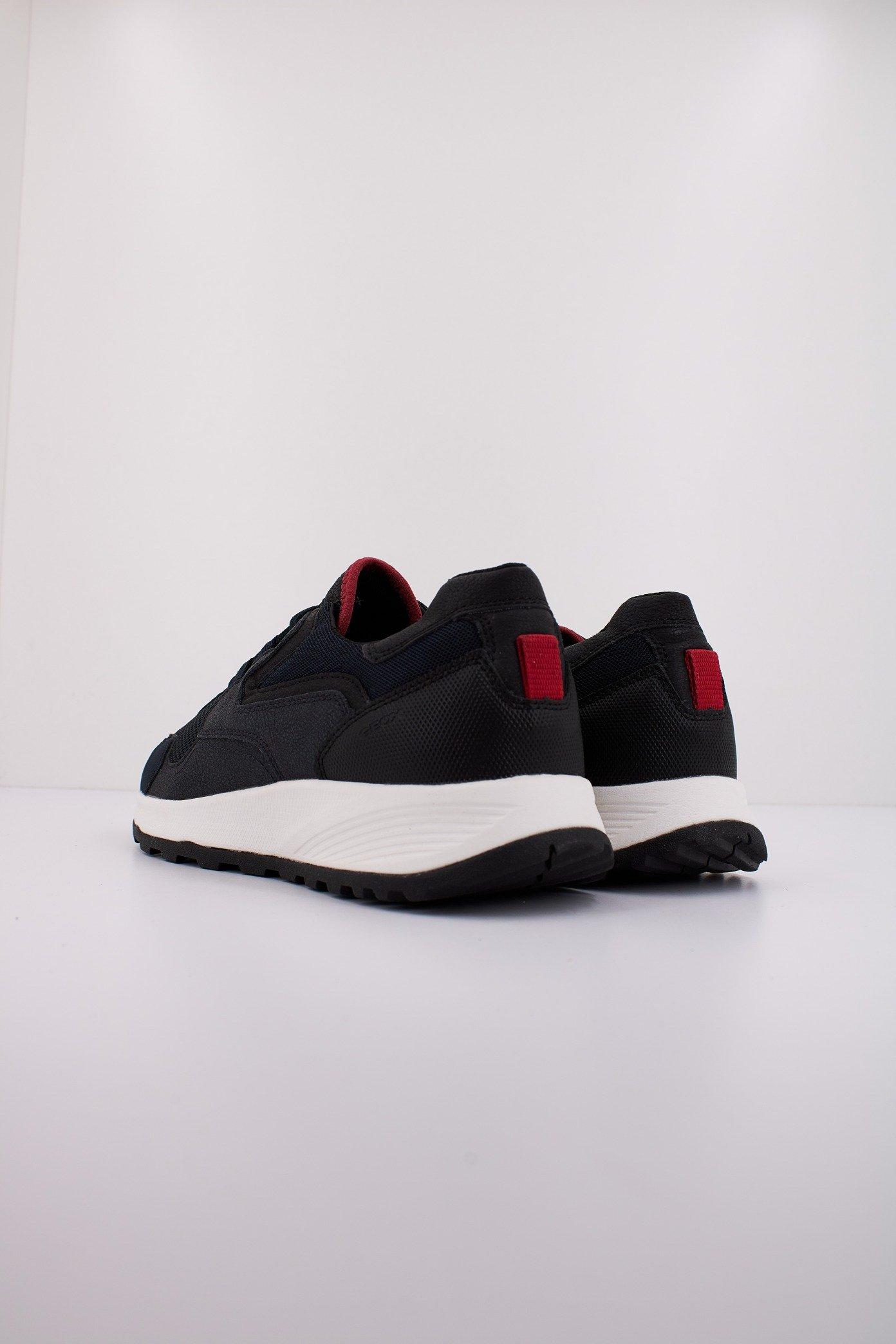 GEOX U TERRESTRE en color AZUL (3)