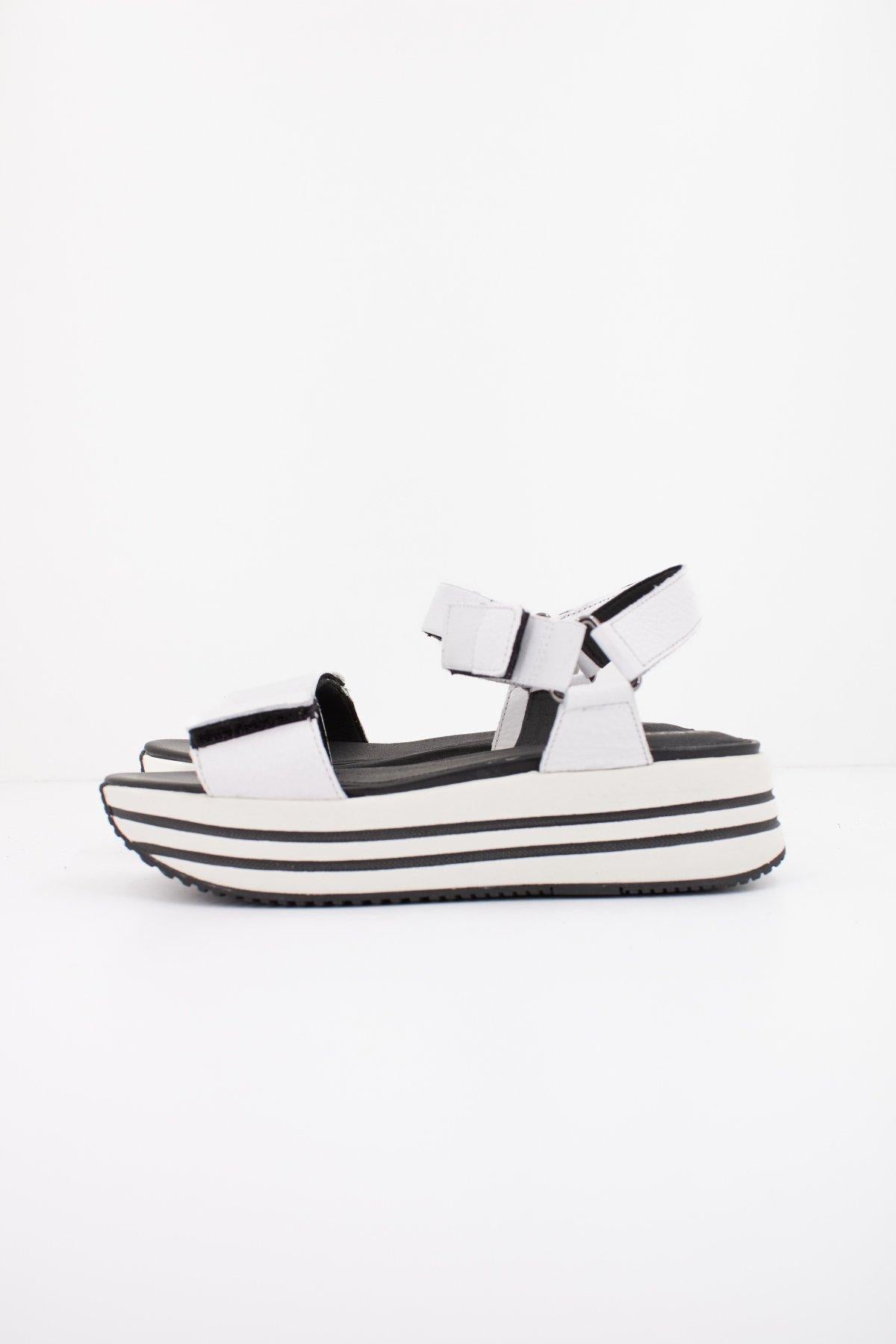 GEOX D SANDAL KENCY en color BLANCO (1)
