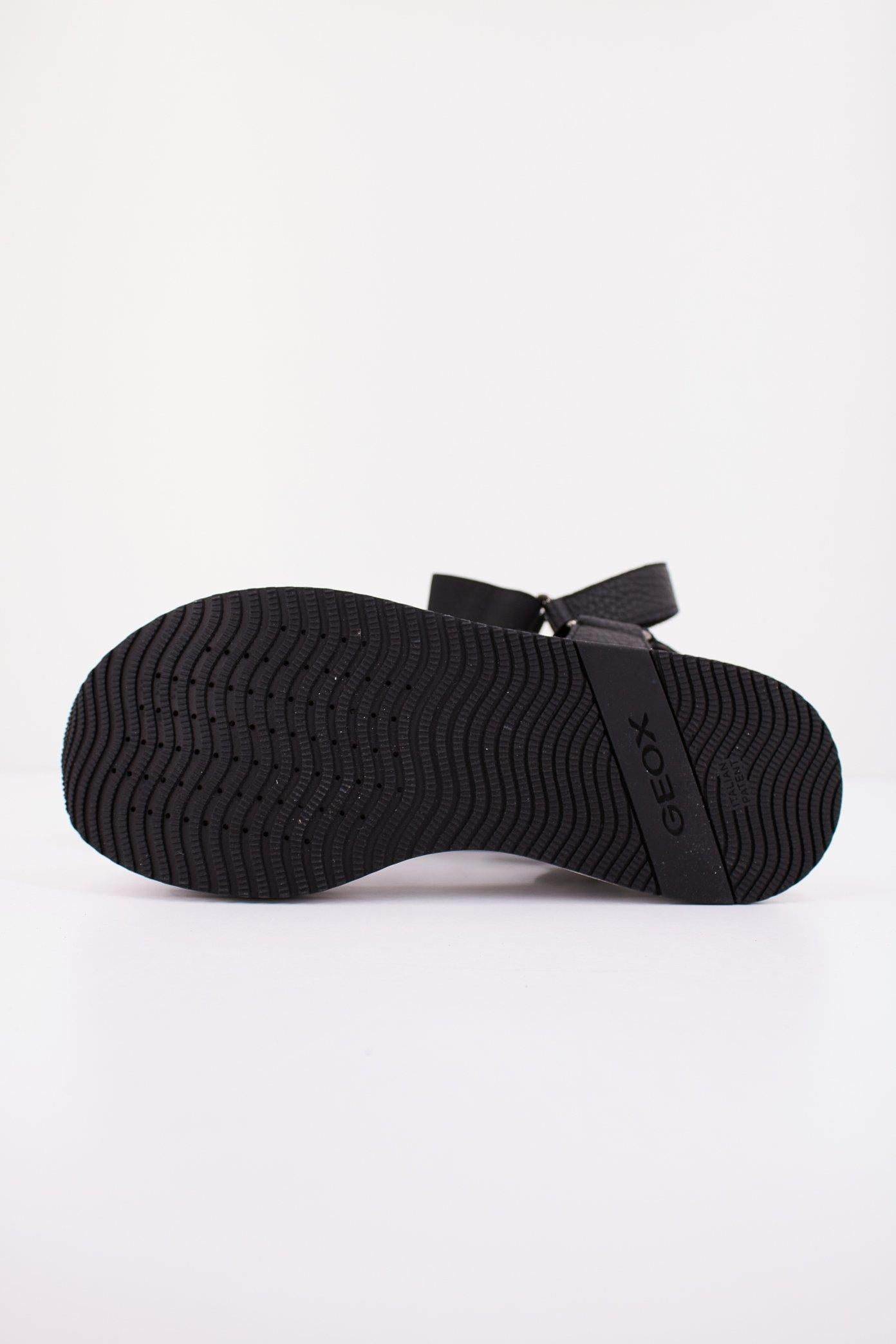 GEOX D SANDAL KENCY en color NEGRO (4)