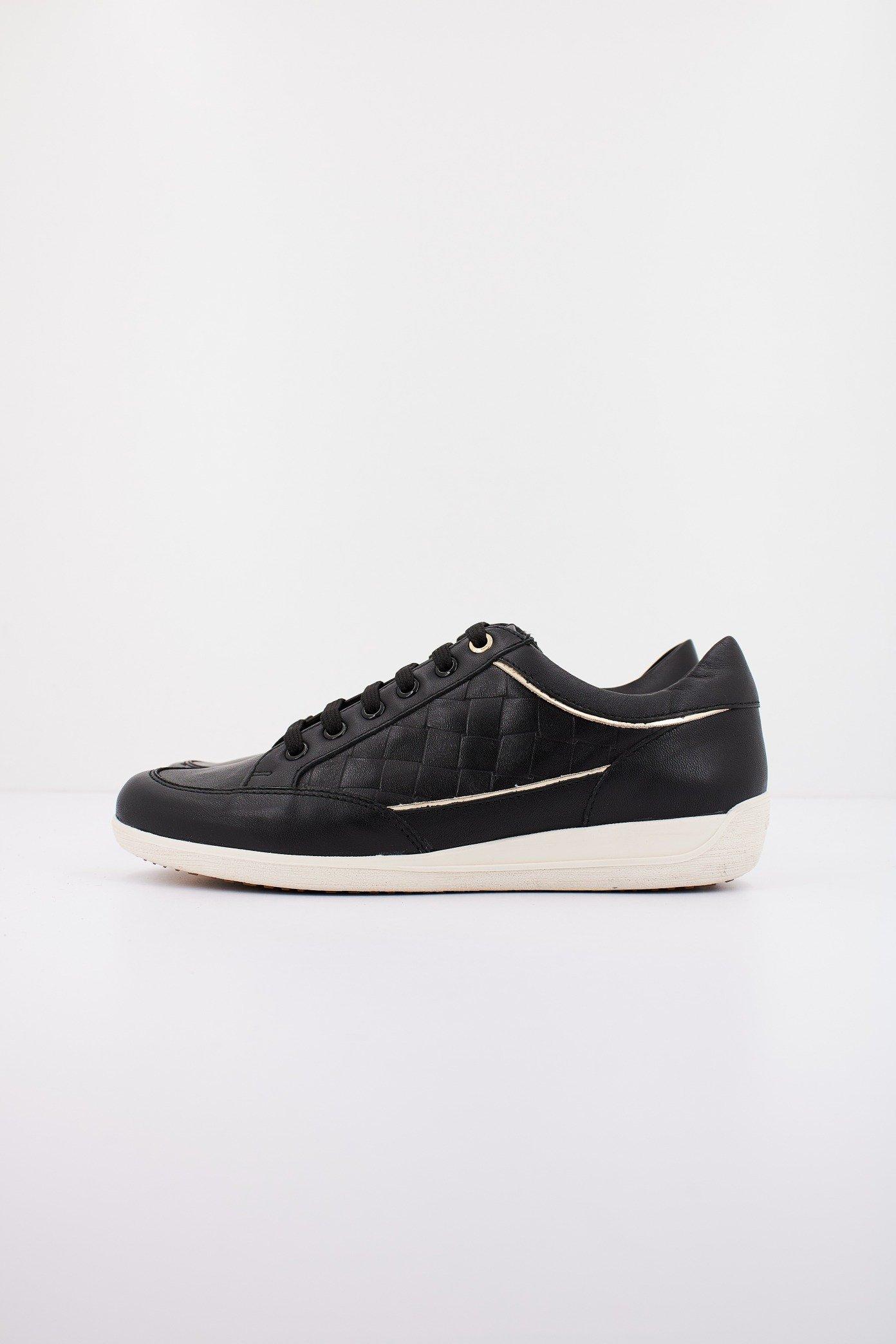 GEOX D MYRIA en color NEGRO (1)