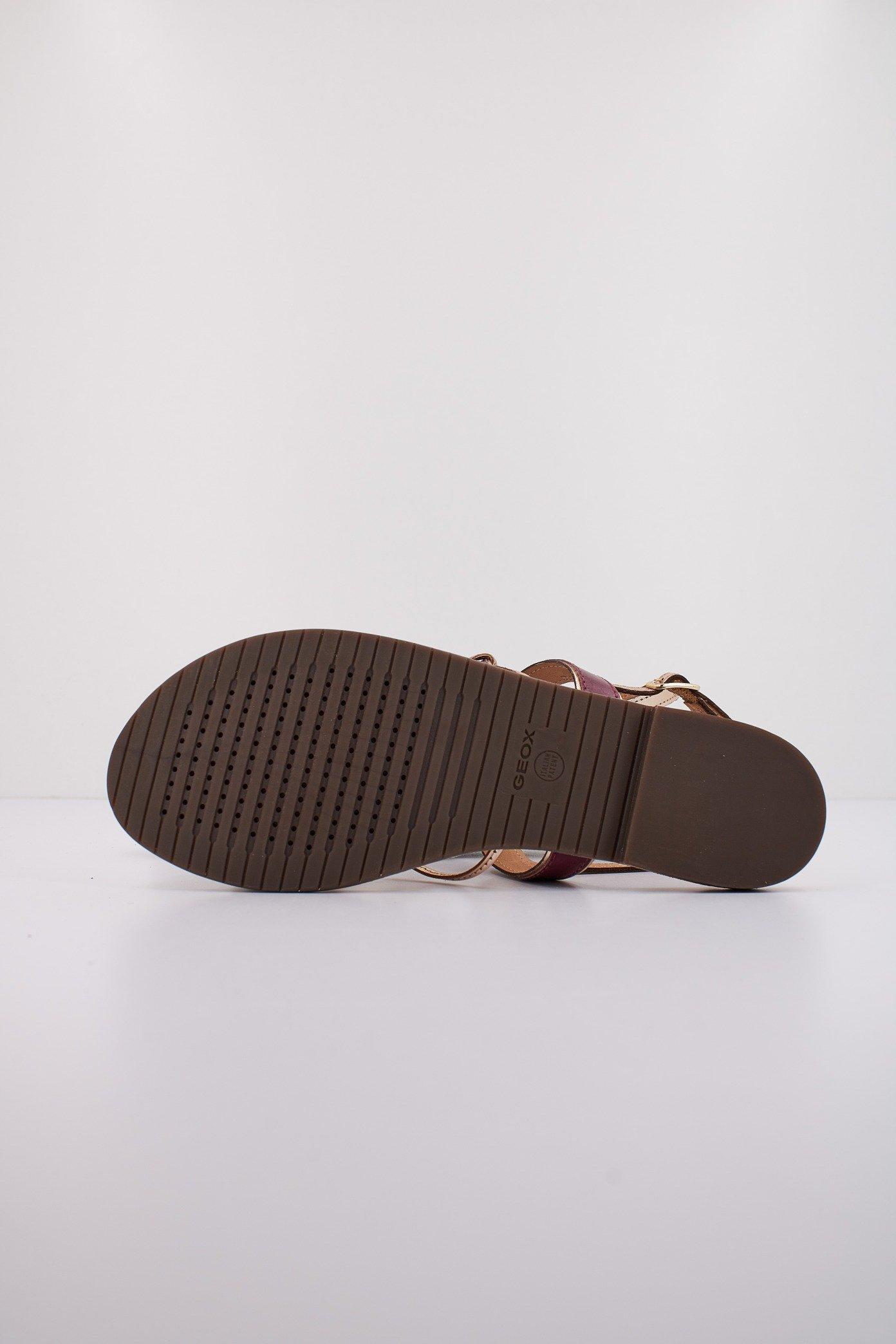 GEOX D SOZY PLUS en color MARRON (4)