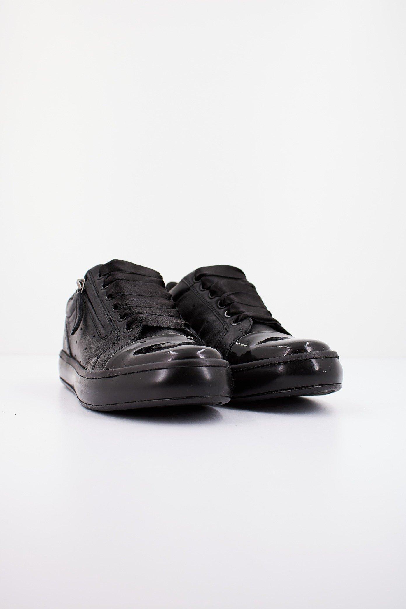 GEOX D LEELU' en color NEGRO (2)