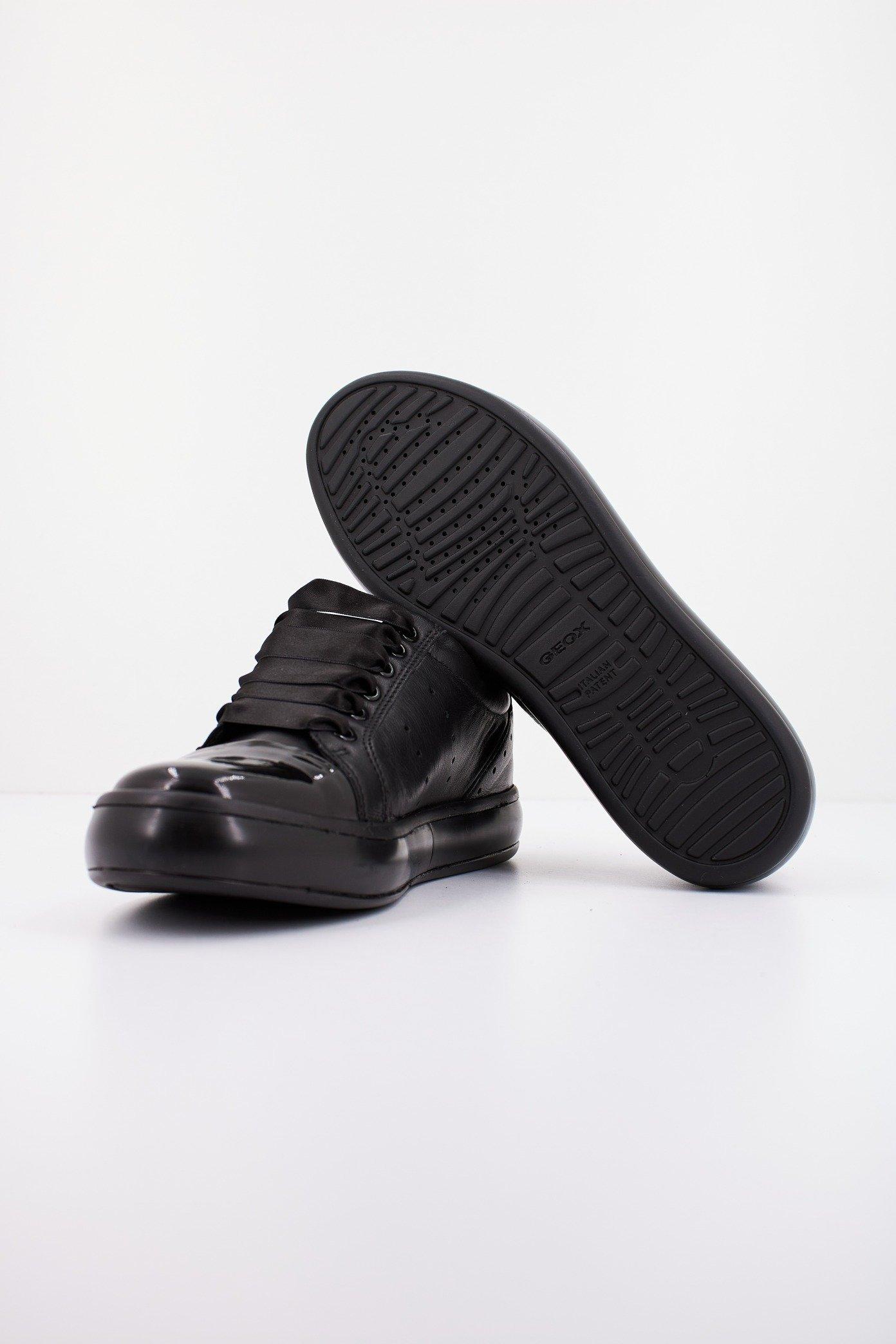 GEOX D LEELU' en color NEGRO (4)